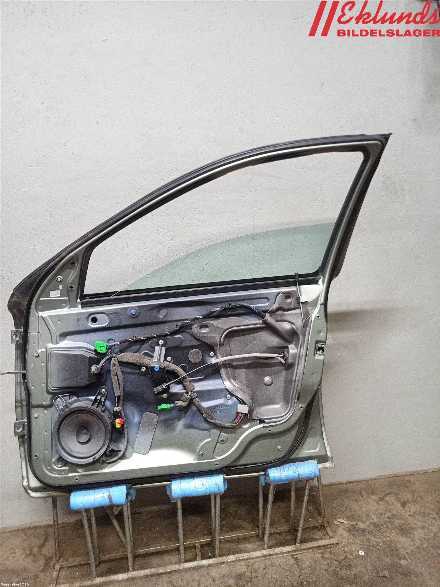 Volvo V70 05-08 Dörr Fram Höger