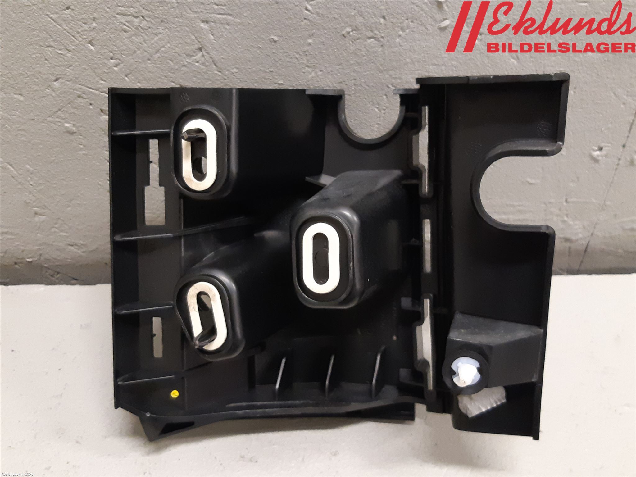 Peugeot EXPERT/E-EXPERT 17- Stötfångarfäste Bak Hö