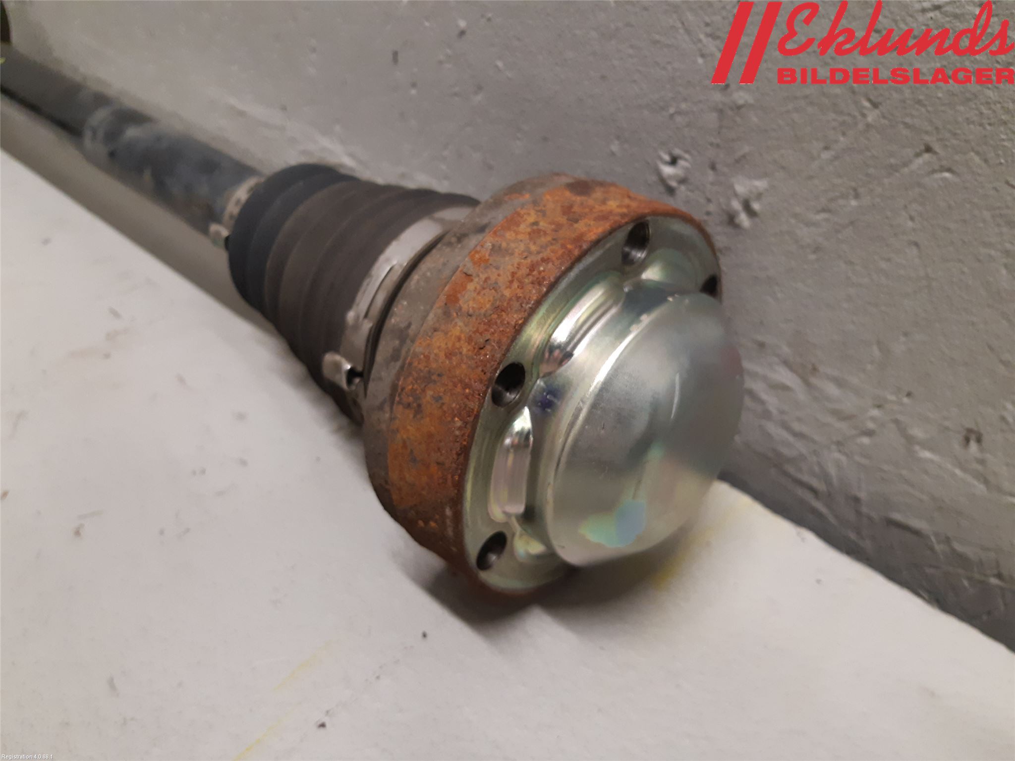 Audi A6/S6     05-11 Drivaxel Bak Vänster