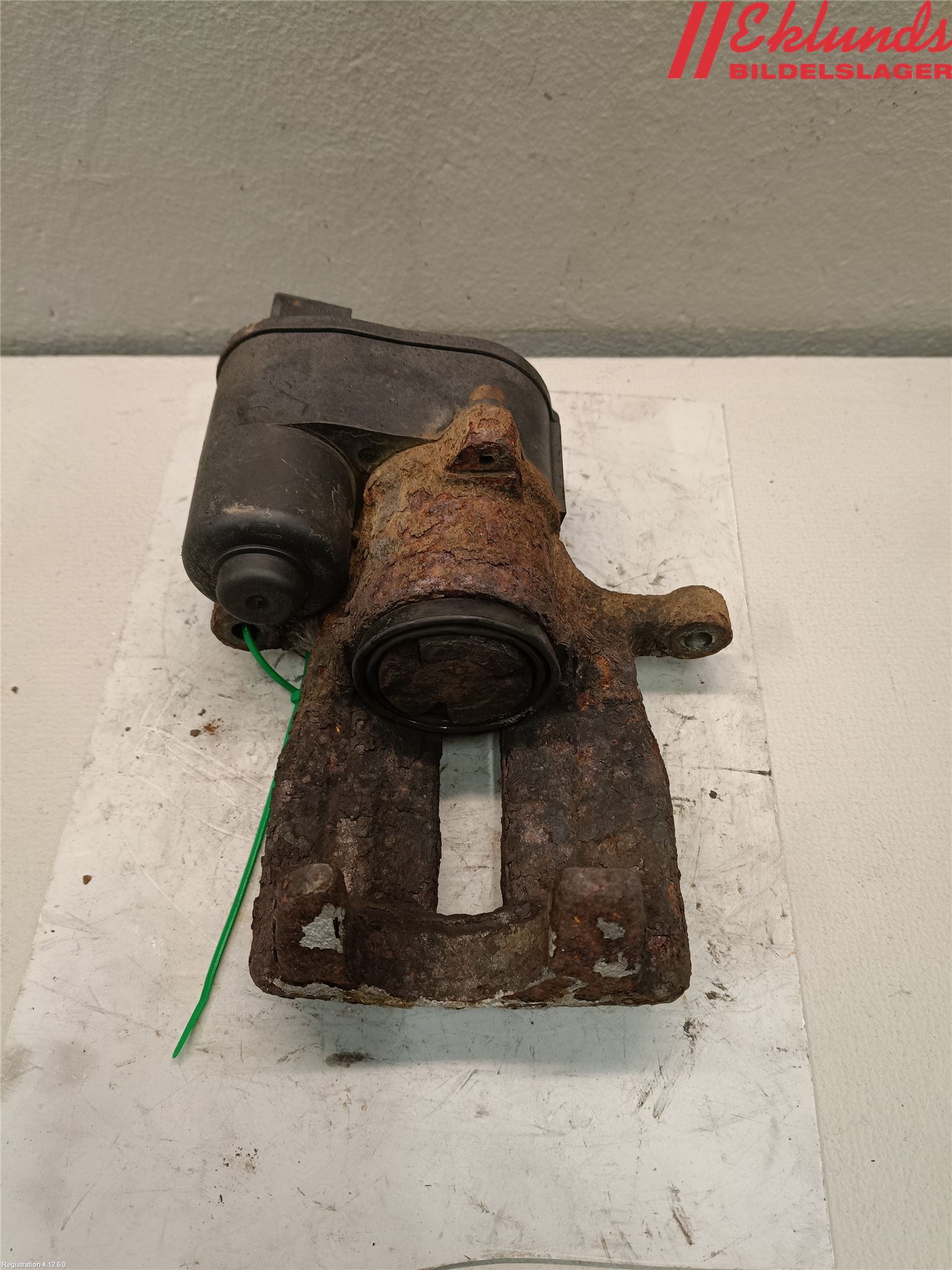 Volvo XC60 14-17 Bromsok Bak Höger