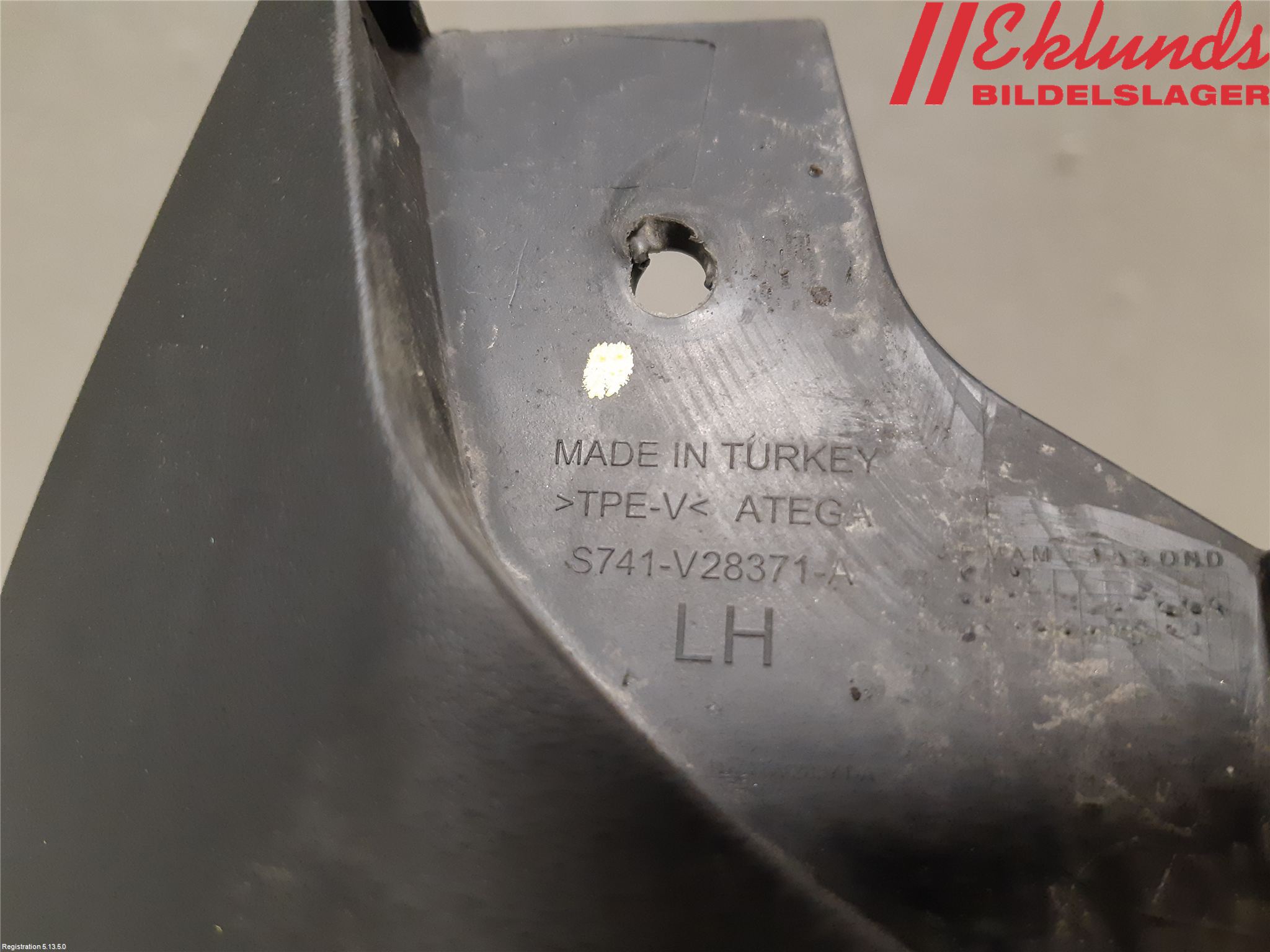Volkswagen VW TRANSP/CARAVELLE/CALIFORNIA T8 25- Stänkskydd