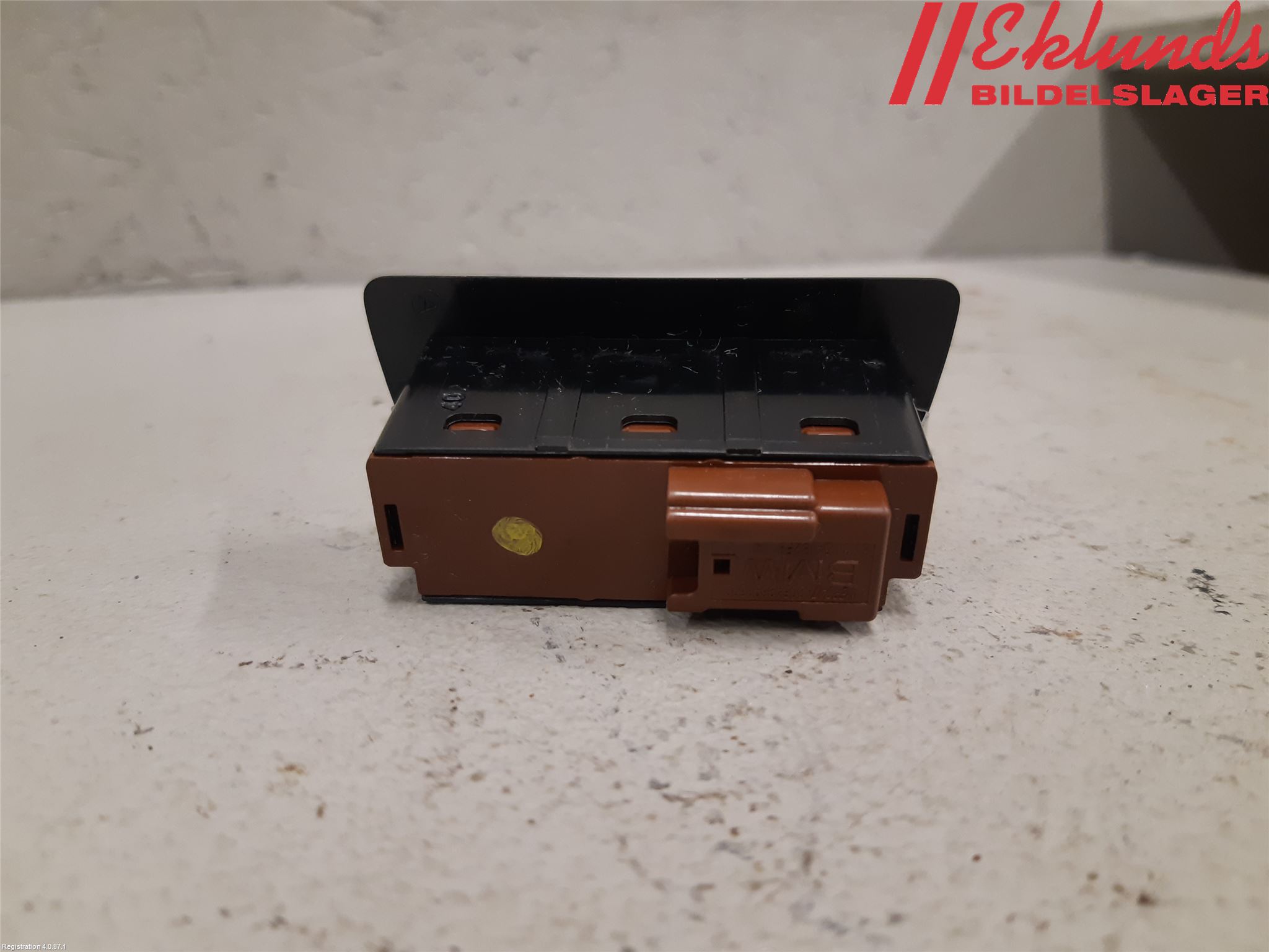 BMW iX I20 22- Strömställare Baklucka