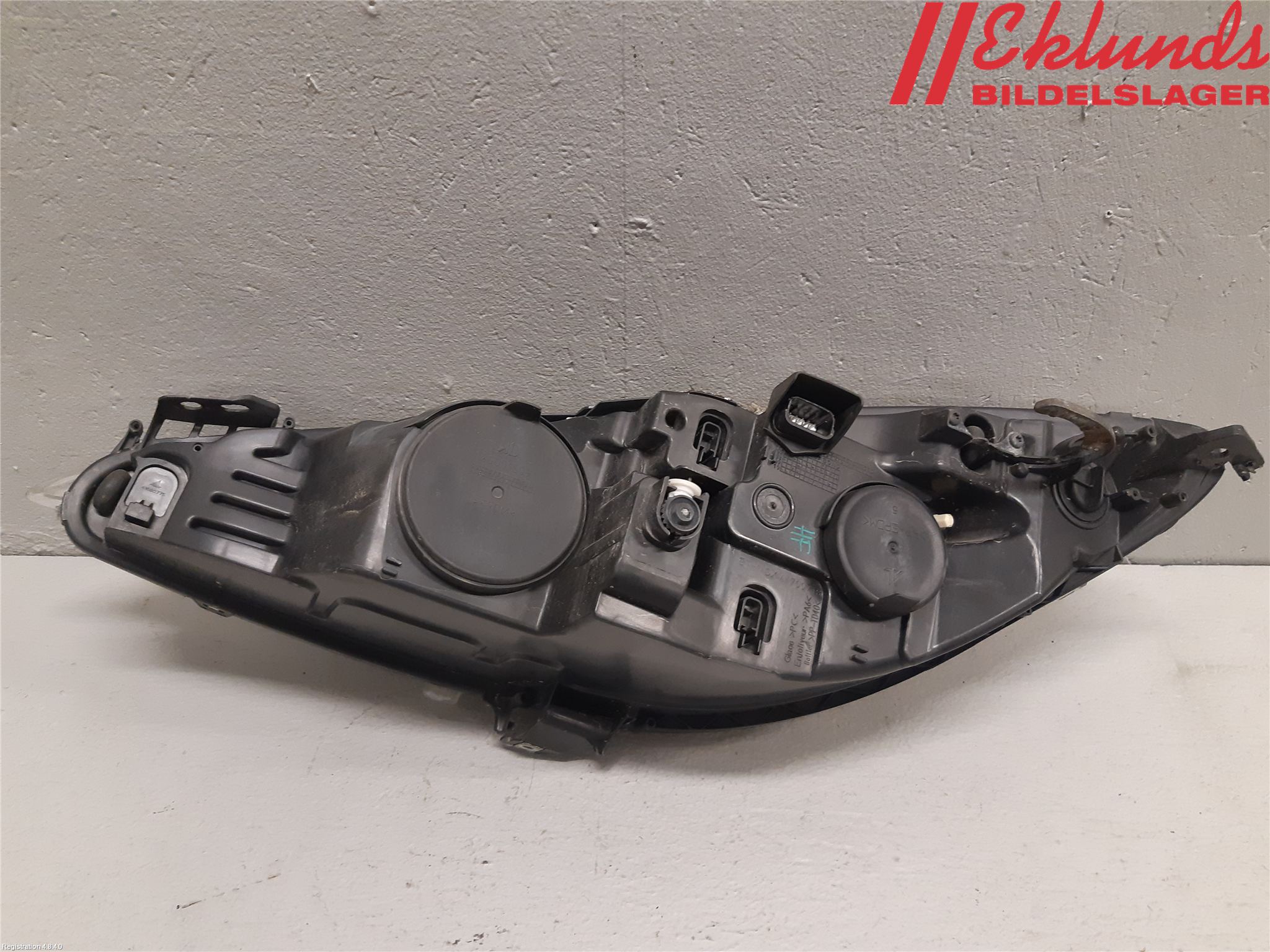 Peugeot 308 08-13 Strålkastare Höger