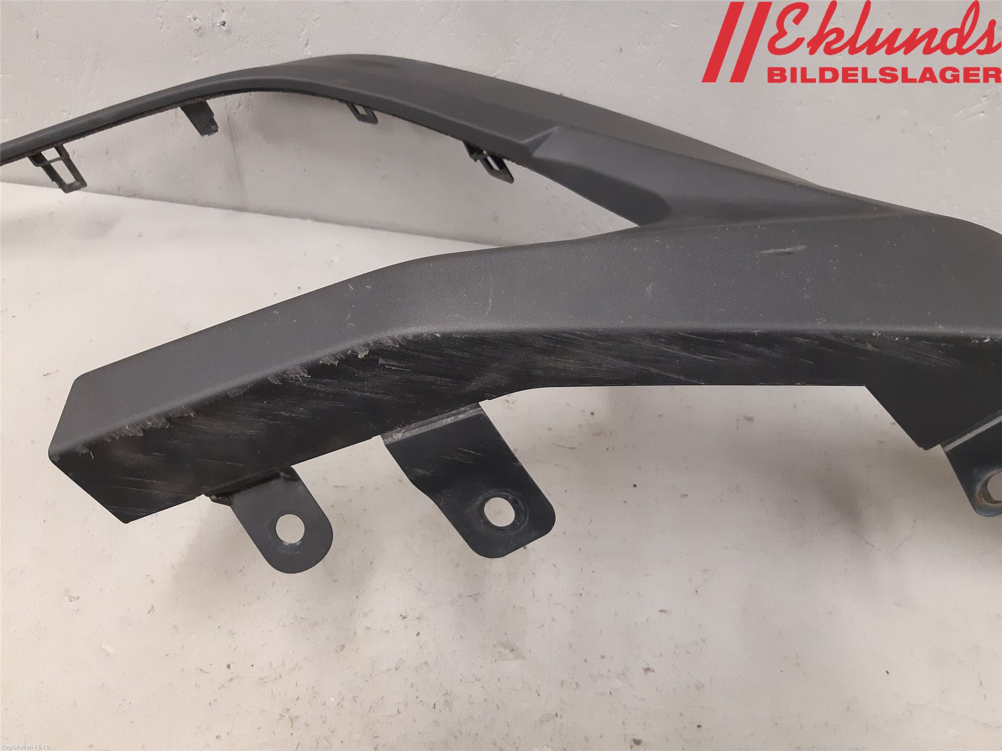 Toyota COROLLA 19- Stötfångarlist Fram