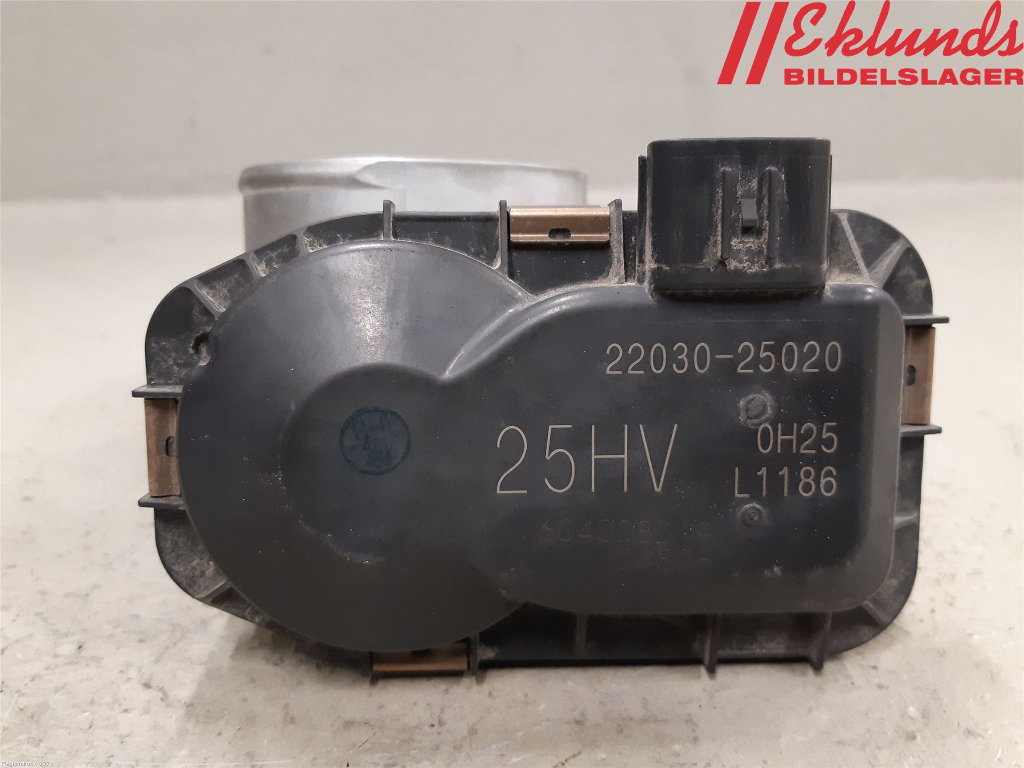 Toyota RAV4 19- Injspjällhus