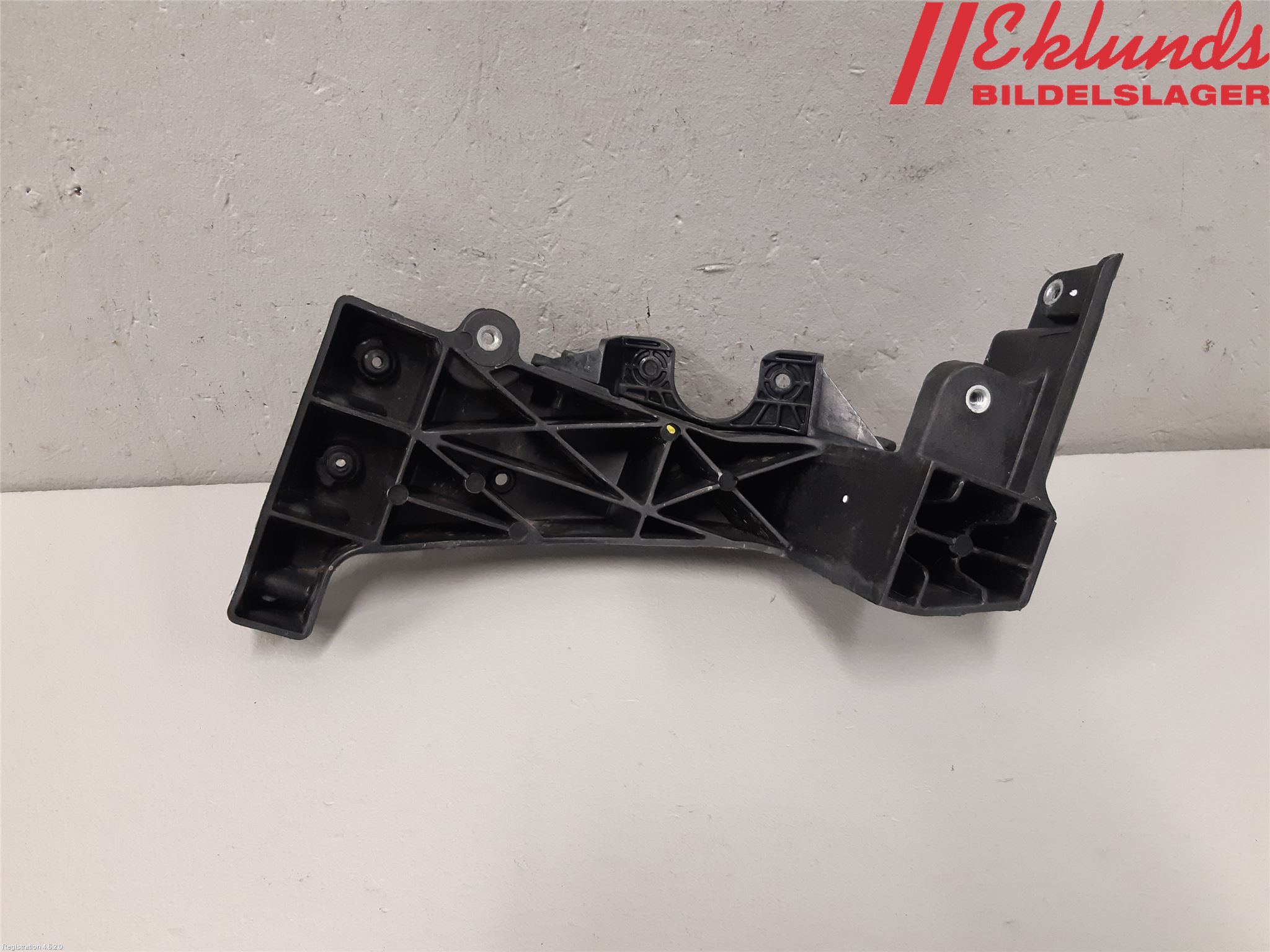 Hyundai i40 08-15 Frontplåt