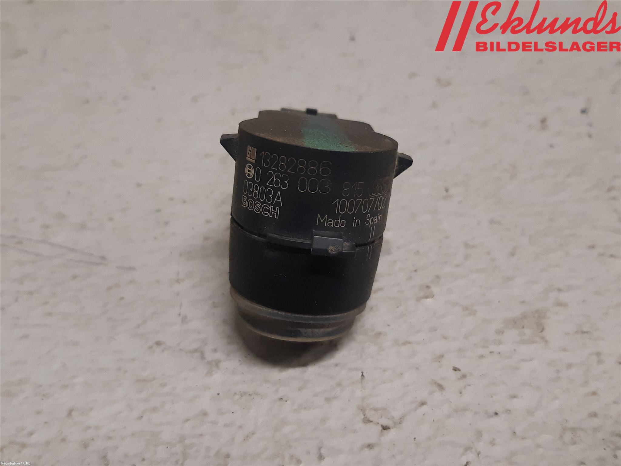 Opel ASTRA J 10-15 Parkeringshjälp Backsensor