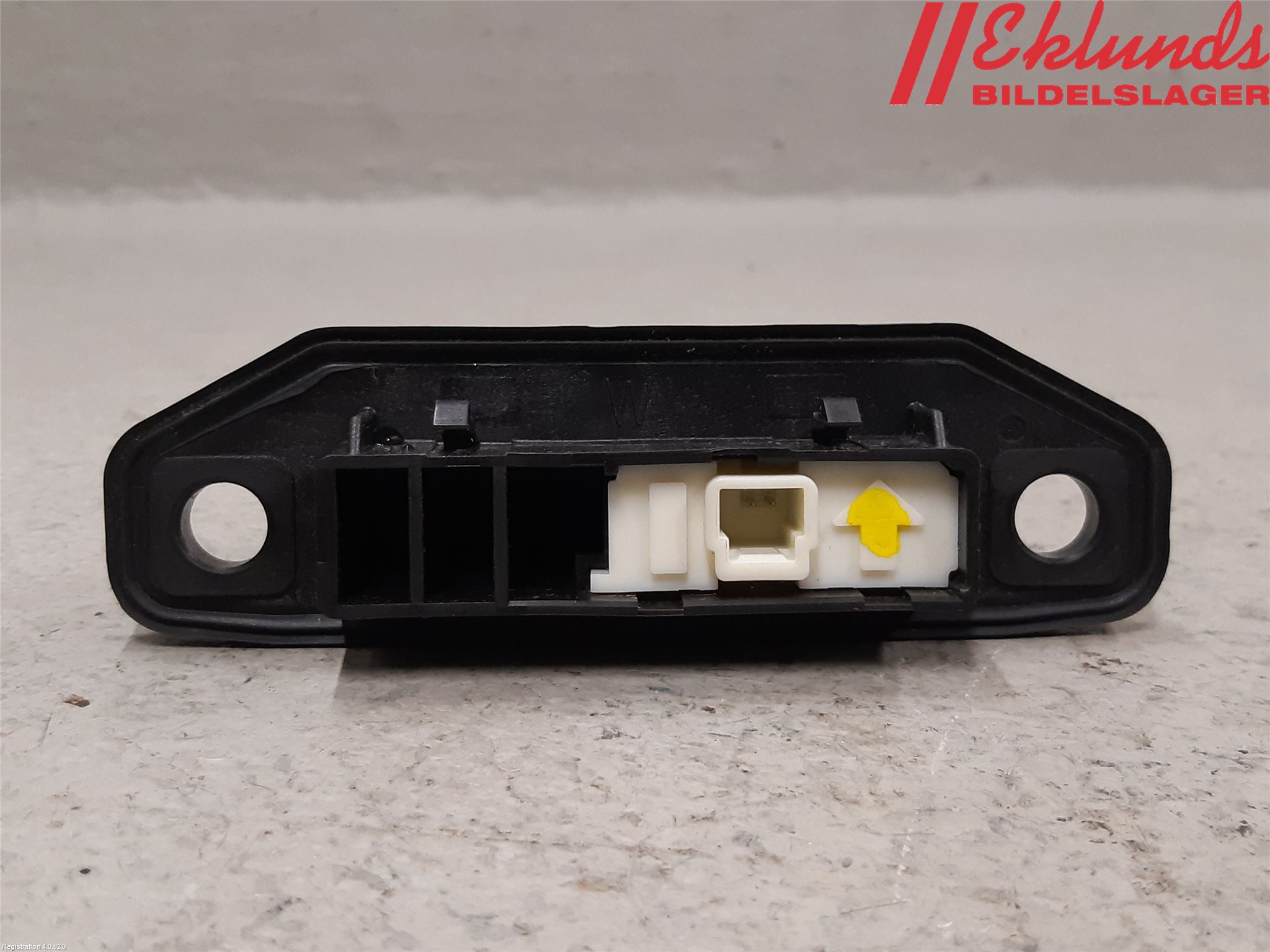 Toyota YARIS XP130 15-20 Bakluckehandtag