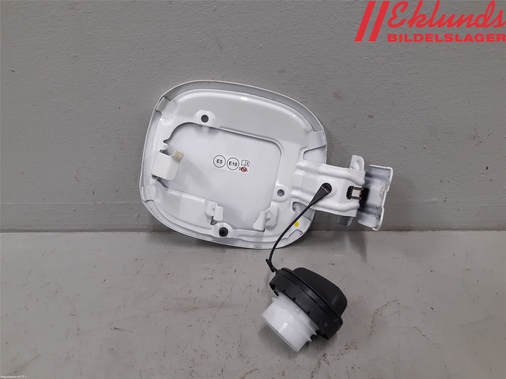 Toyota COROLLA 19- Tanklucka