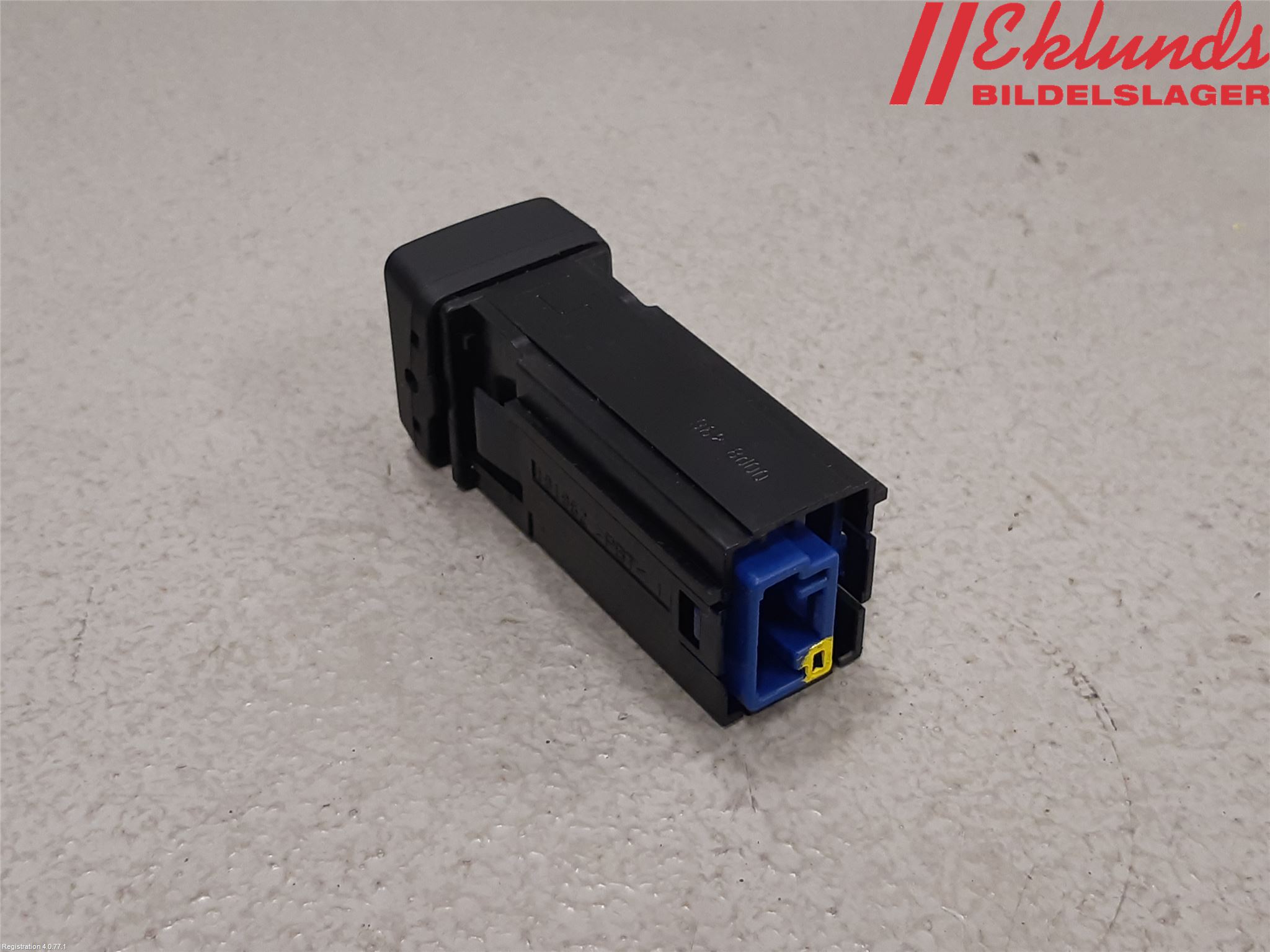 Toyota COROLLA 19- Strömställare Stolvärme