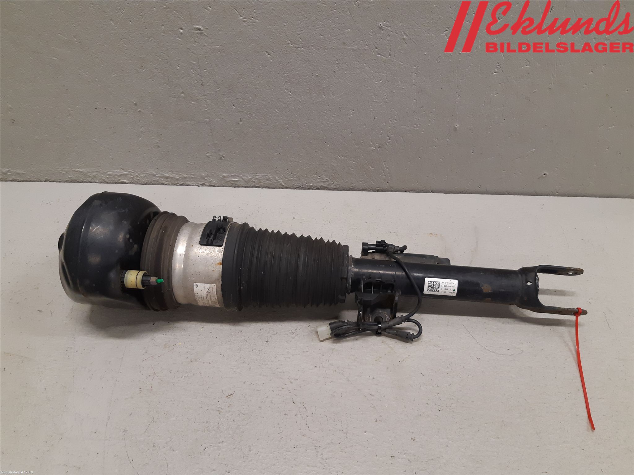 BMW 7 G11/G12 15-22 Fjäderben Fram Vänster