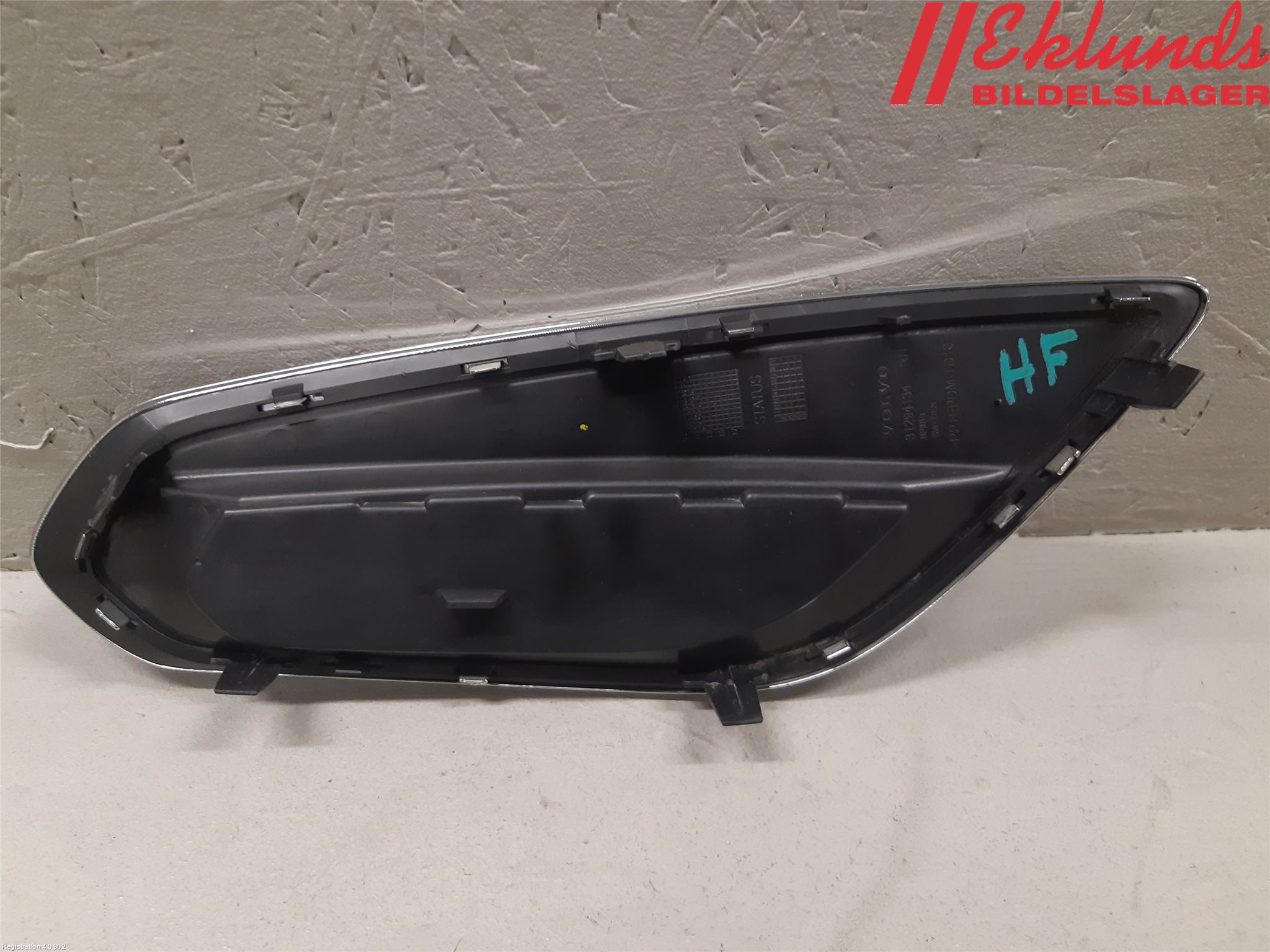 Volvo V60 11-13 Stöt Utfyllnad-List-Grill
