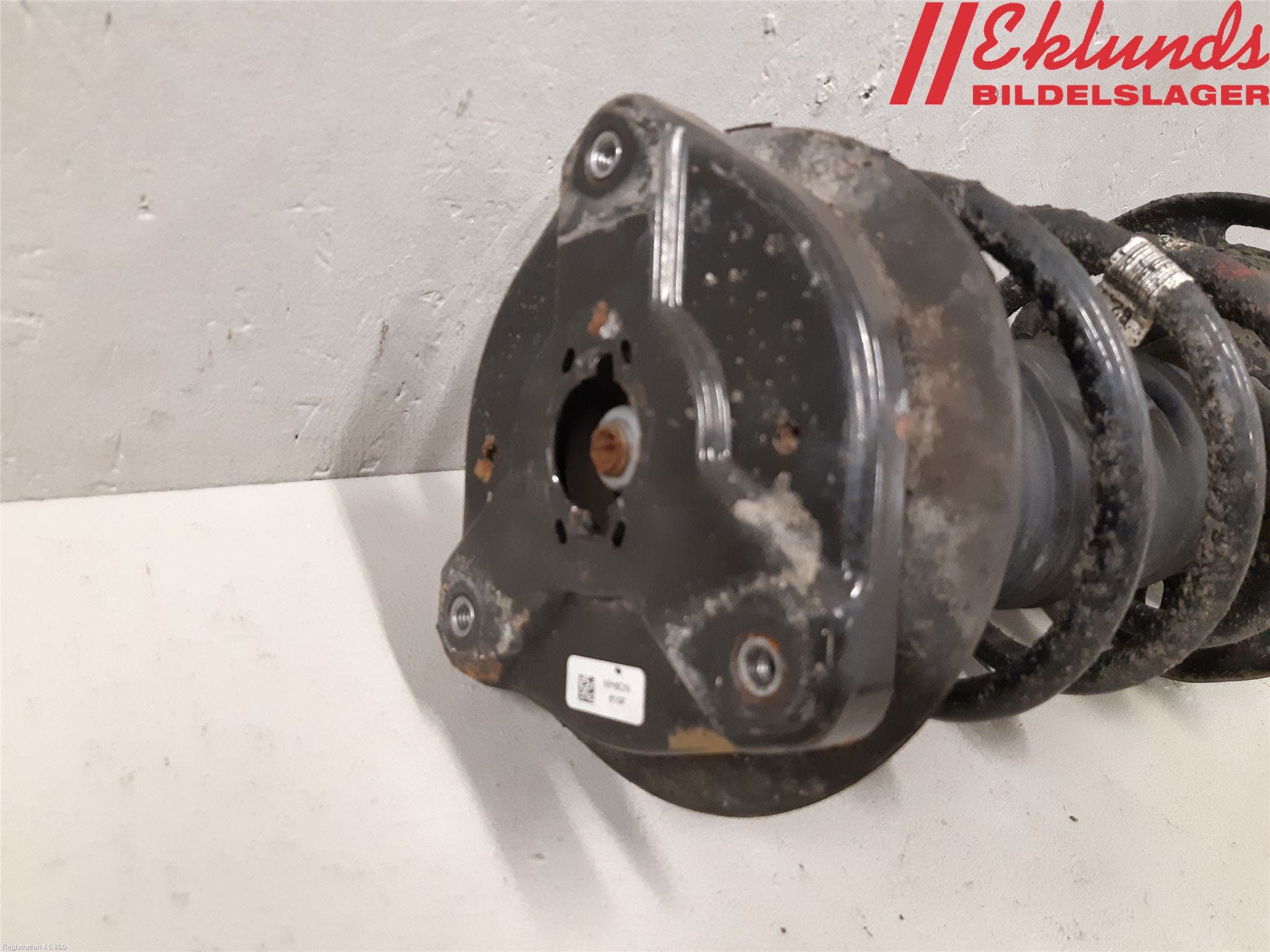 Mercedes-Benz MB C-KLASS (W204) 07-15 Fjäderben Fram Vänster