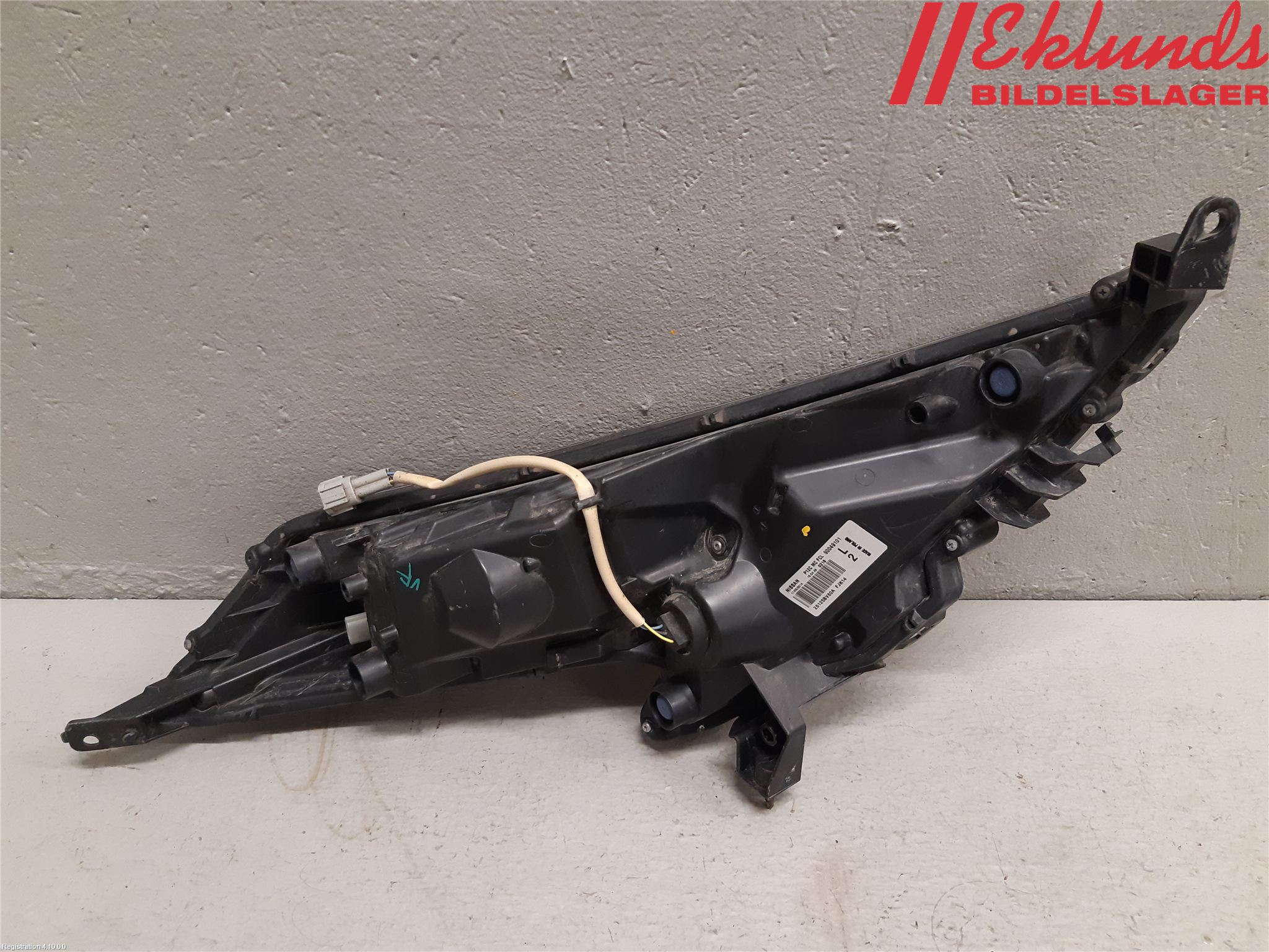 Nissan JUKE 14-19 Positionsljus Fram Vä