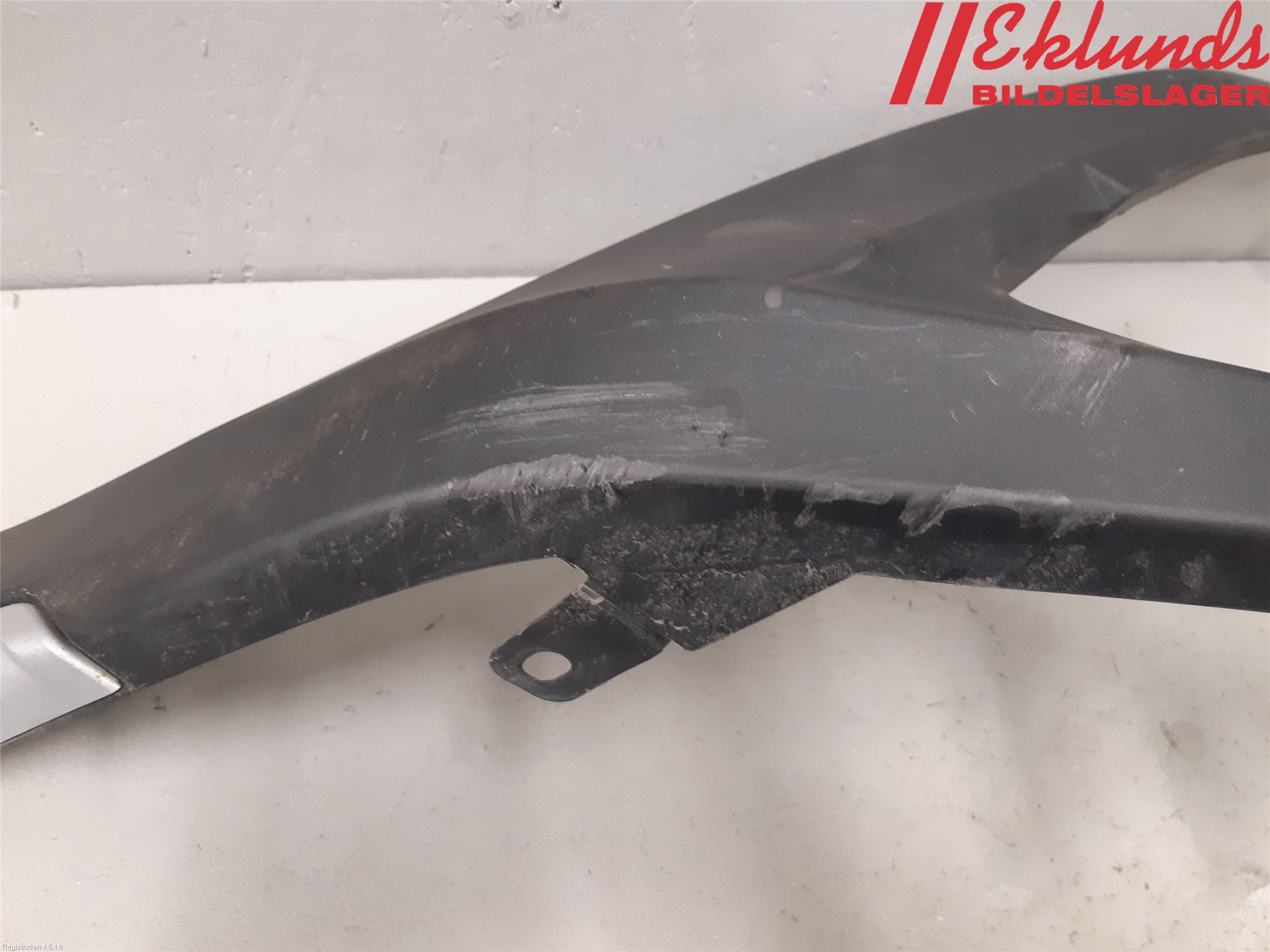 Toyota COROLLA 19- Stötfångarlist Fram