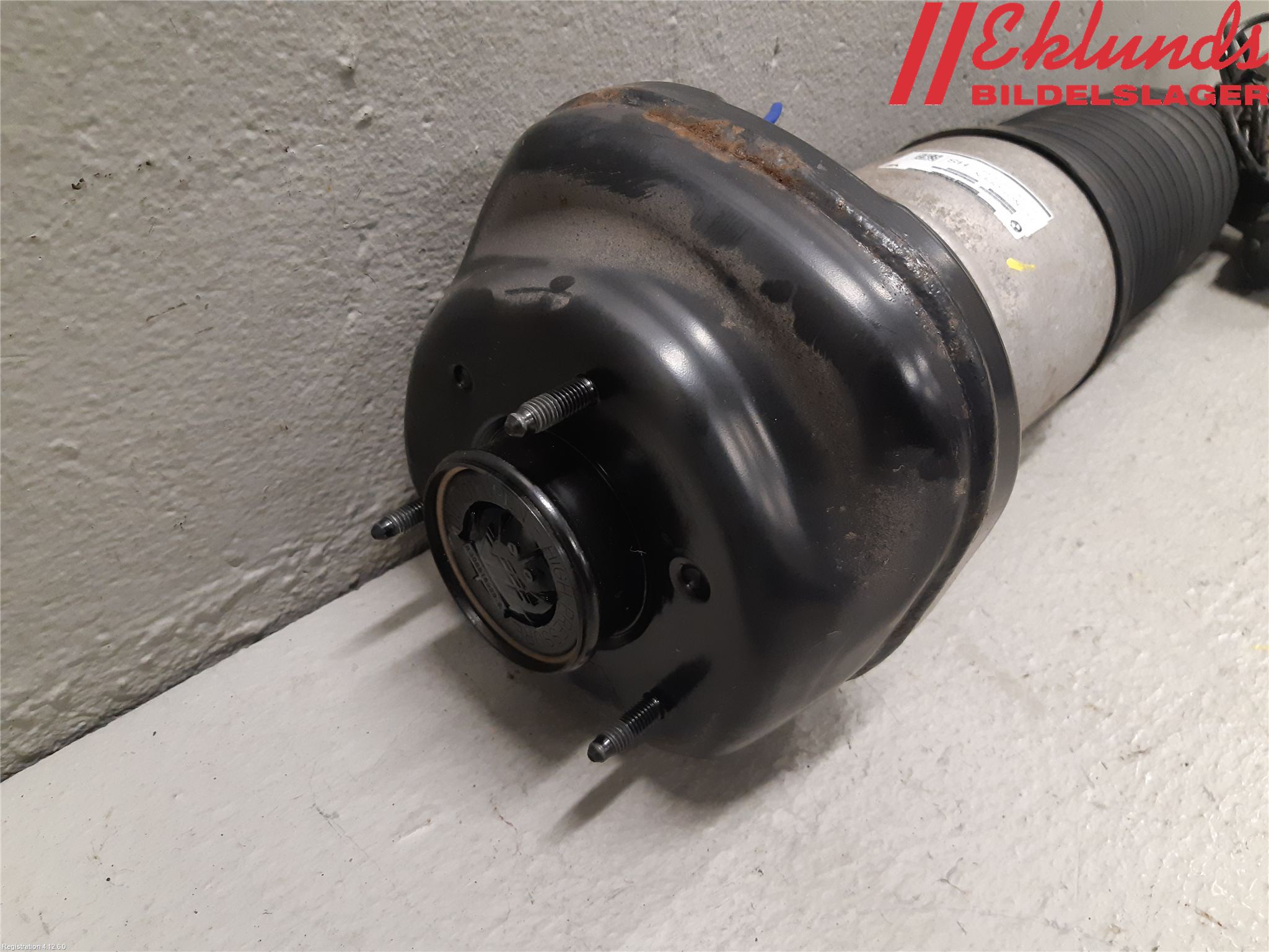 BMW 7 G11/G12 15-22 Fjäderben Bak Höger
