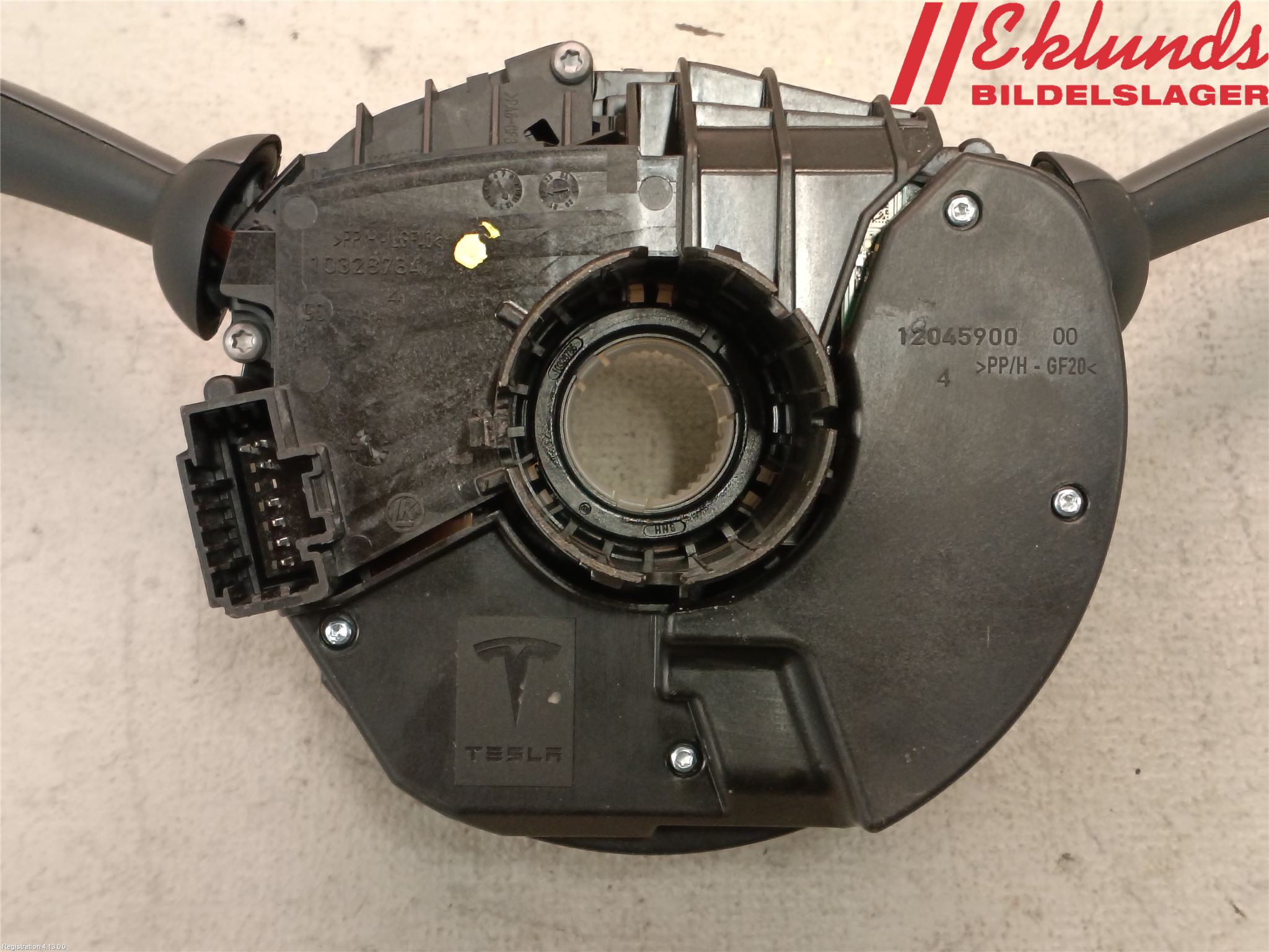 Tesla MODEL 3 17- Spakcentral