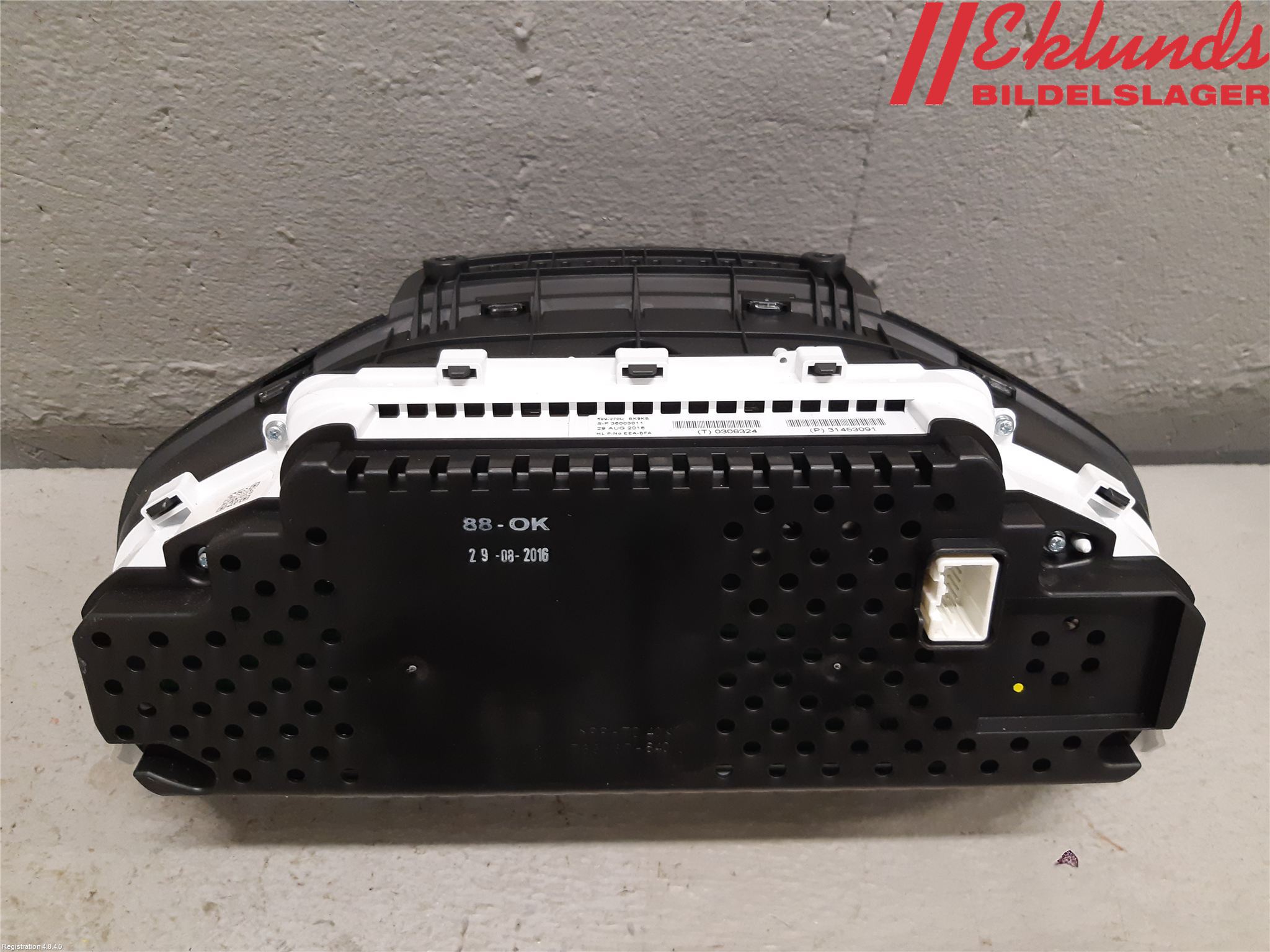 Volvo XC60 14-17 Instrument Komb