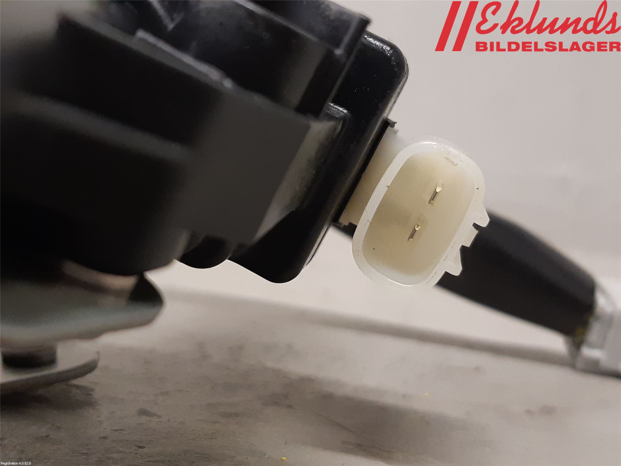 Toyota RAV4 19- Låskista Baklucka