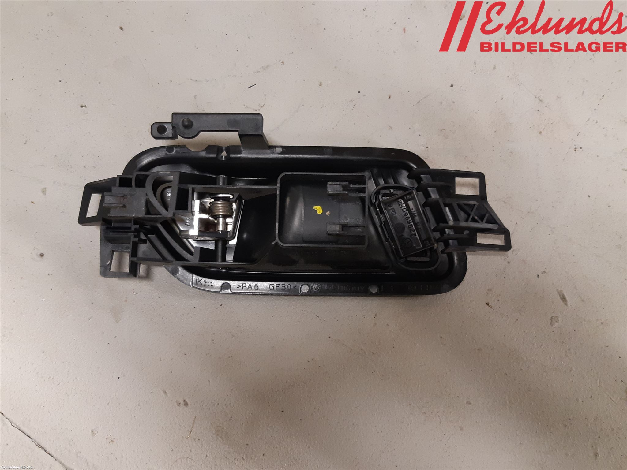 Volkswagen VW AMAROK 2H 10-22 Dörrhandtag Inre Vä