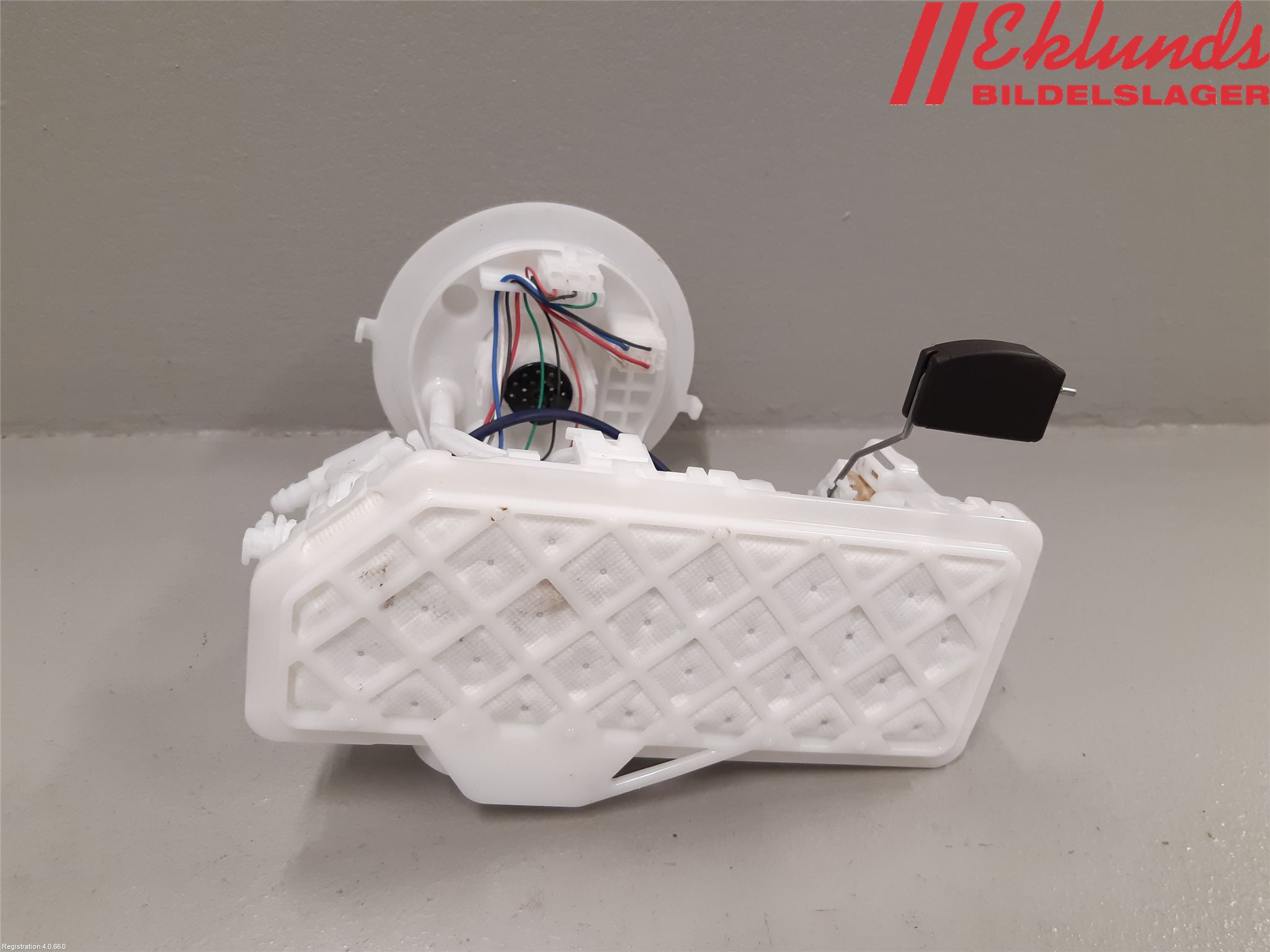 Toyota RAV4 19- Bränslepump El