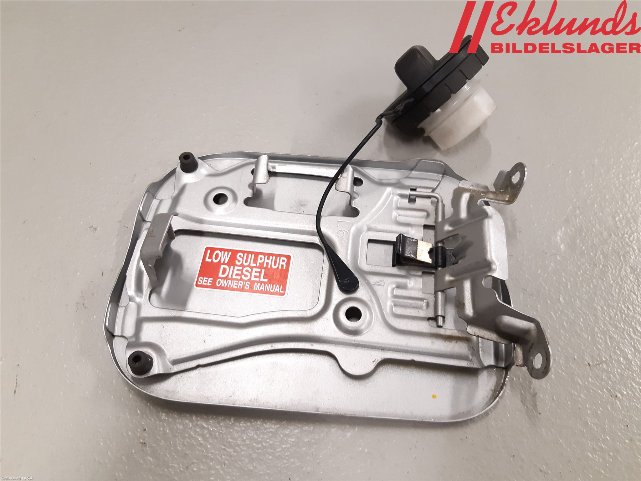 Toyota AVENSIS 09-15 Tanklucka