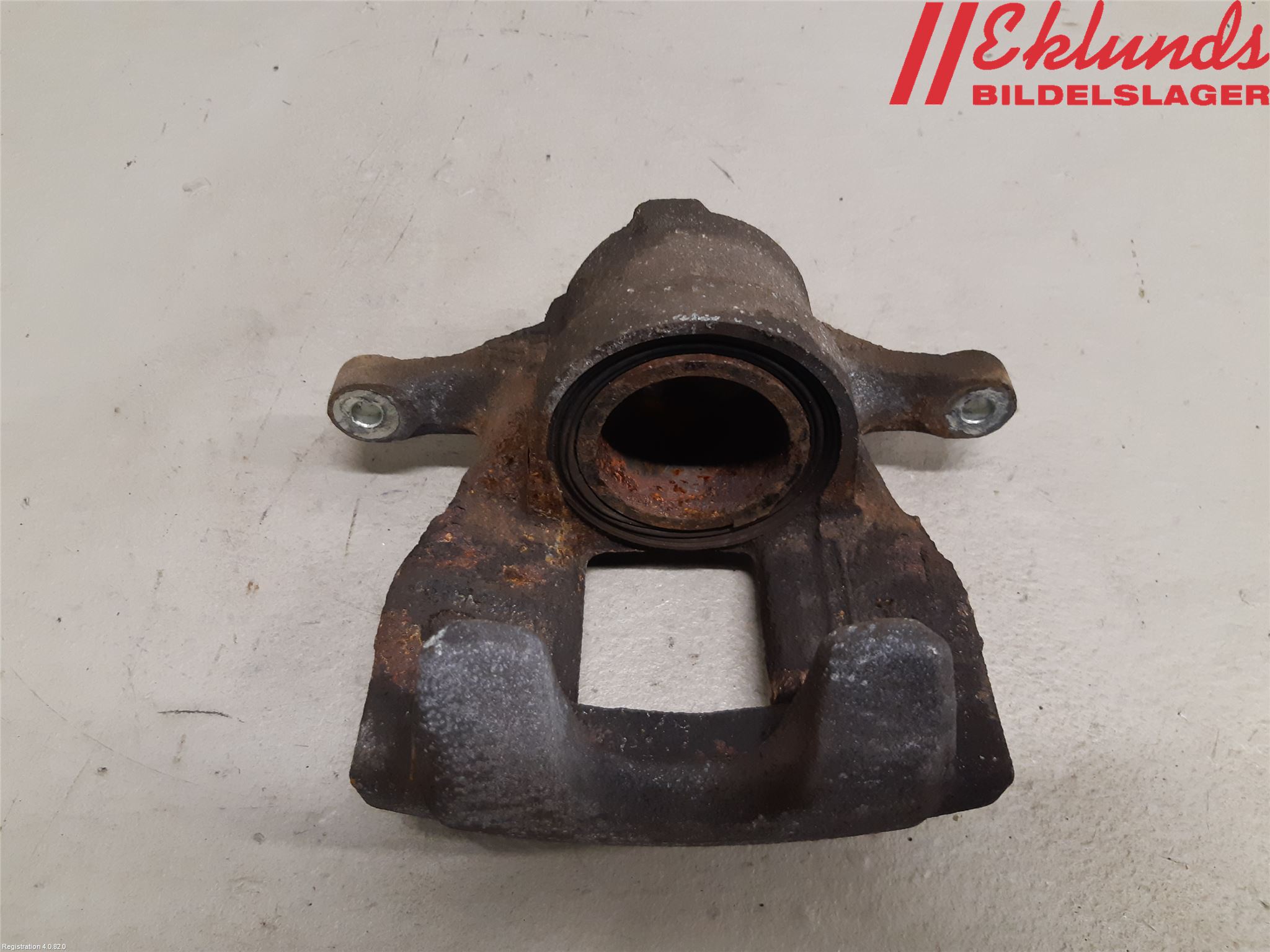 Toyota AURIS 13-19 Bromsok Fram Vänster