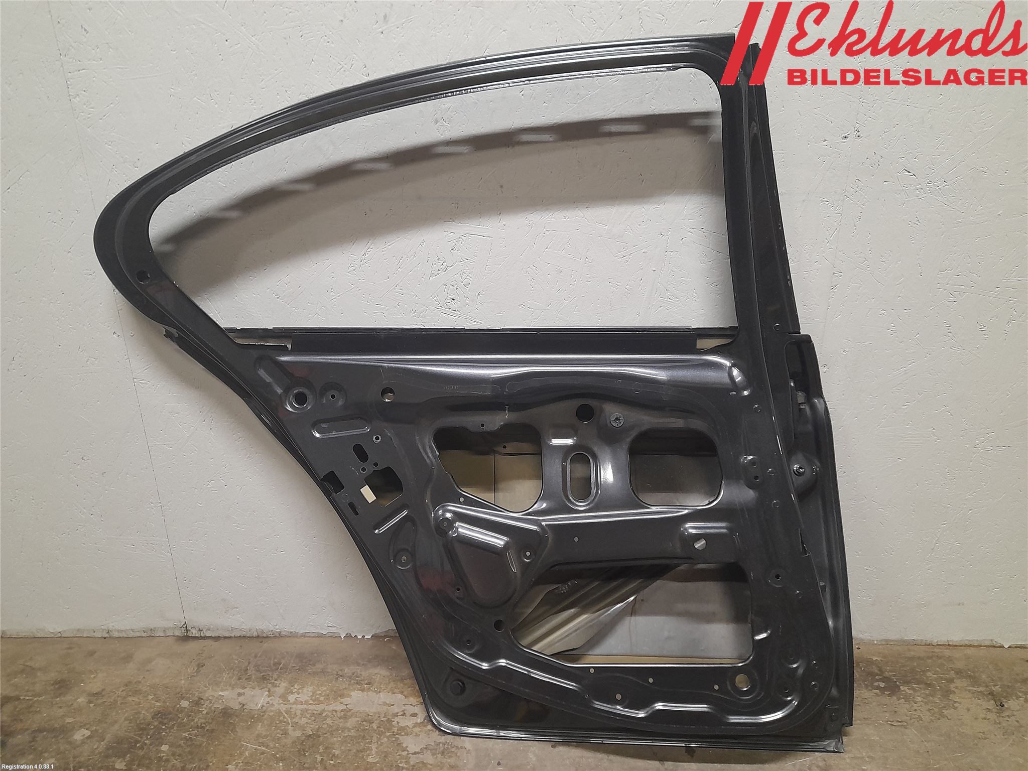 BMW 5 F10/F11/F18 09-17 Dörr Bak Vänster