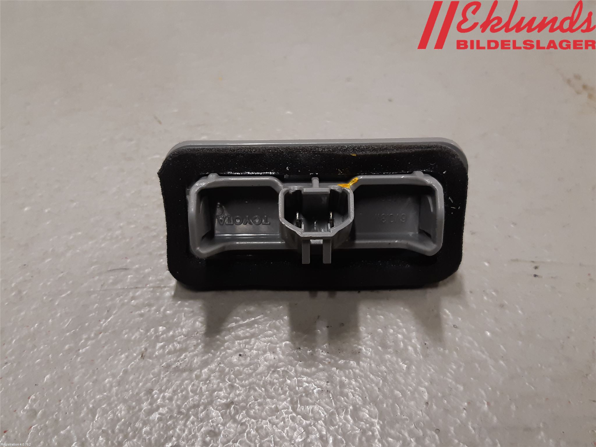 Lexus UX/300e 19- Skylt Belysning