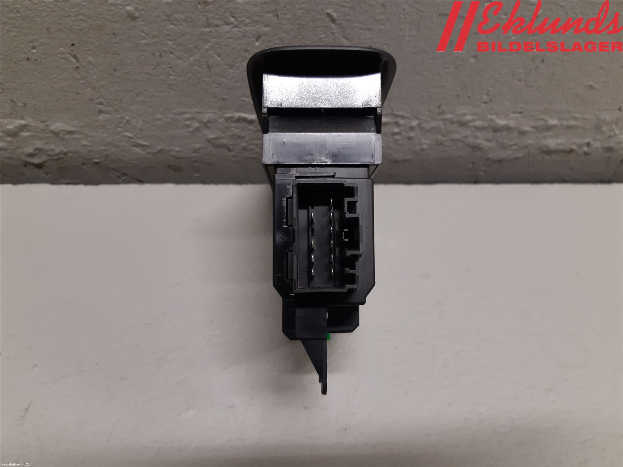 Volvo V70 05-08 Strömställare Elhiss