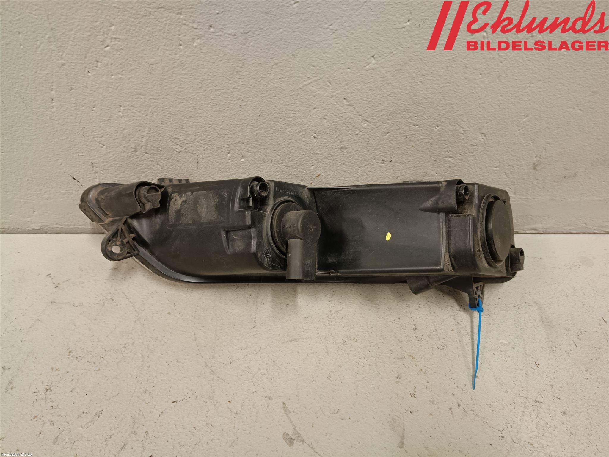 Volkswagen VW PASSAT 11-14 Dimljus-Varselljus Fram