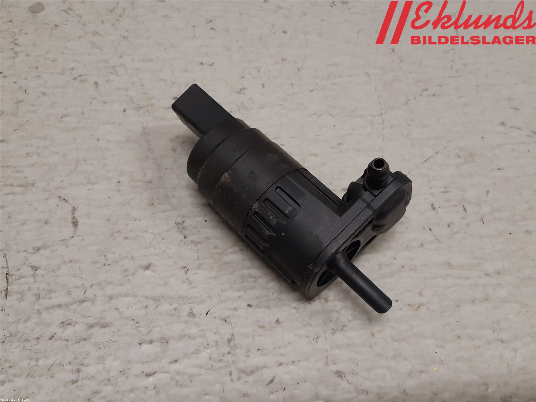 Volkswagen VW GOLF / E-GOLF VII 13-20 Spolarpump Vindruta