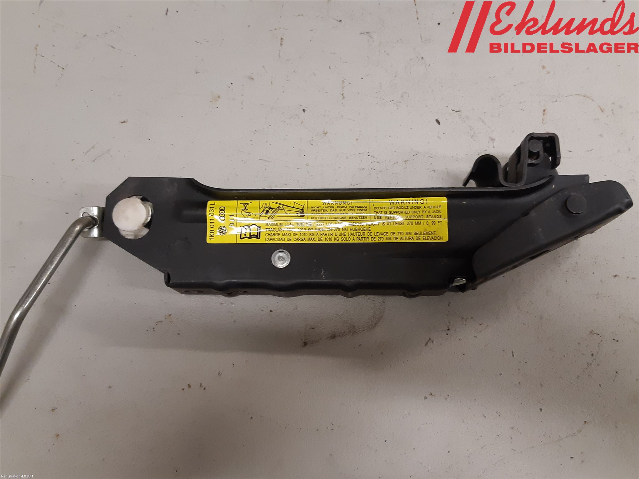 Volkswagen VW GOLF V 04-09 Domkraft