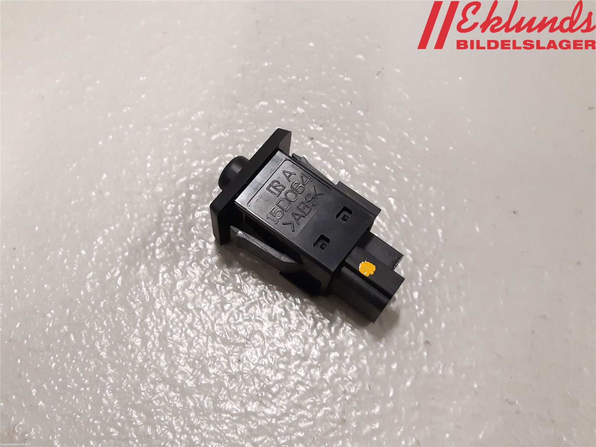 Toyota YARIS XP130 15-20 Strömställare Däcktryckskontroll