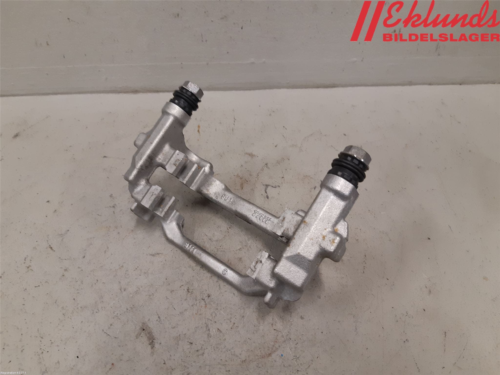 Toyota YARIS XP21 20- Bromsokshållare