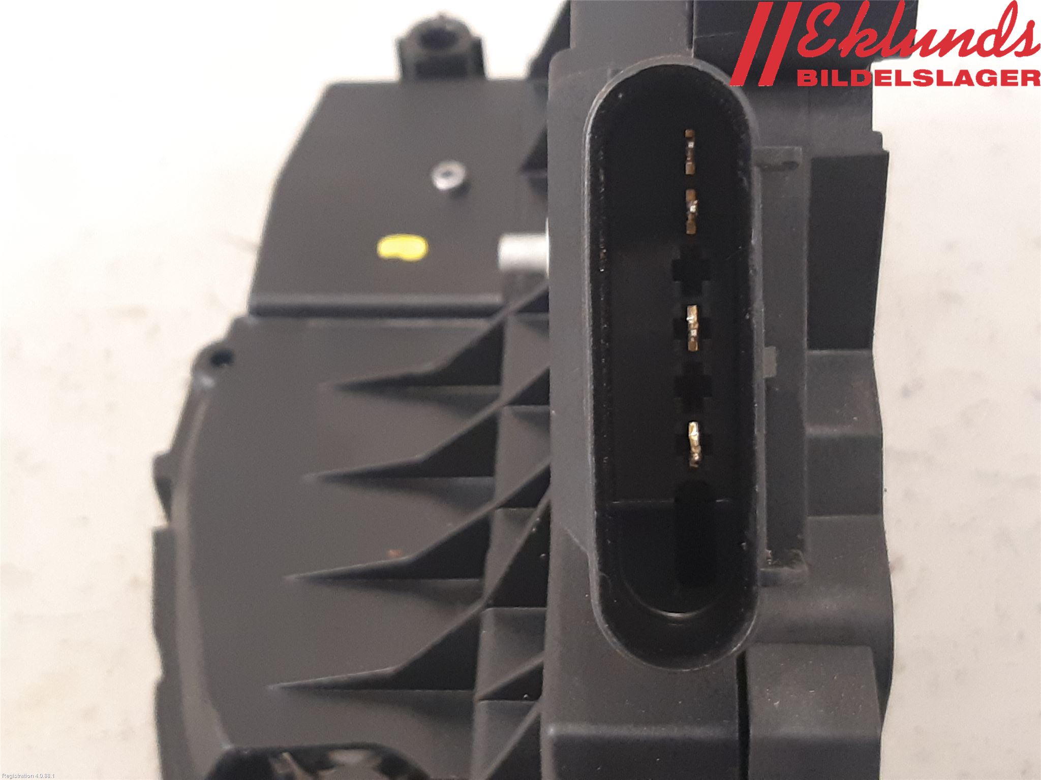 Ford FOCUS 11-14 Låskista-Dörrlås