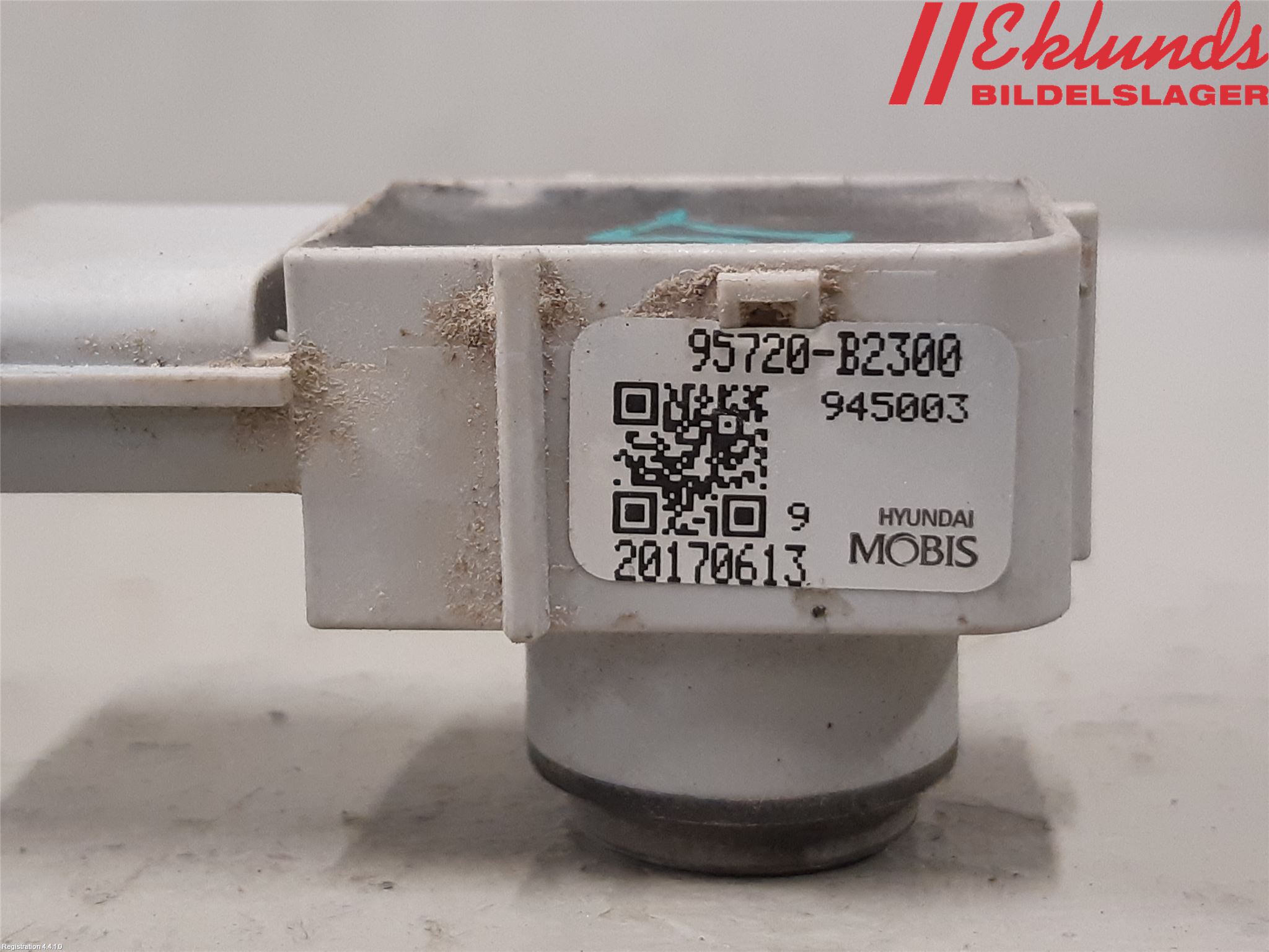Kia SOUL 09- Parkeringshjälp Backsensor