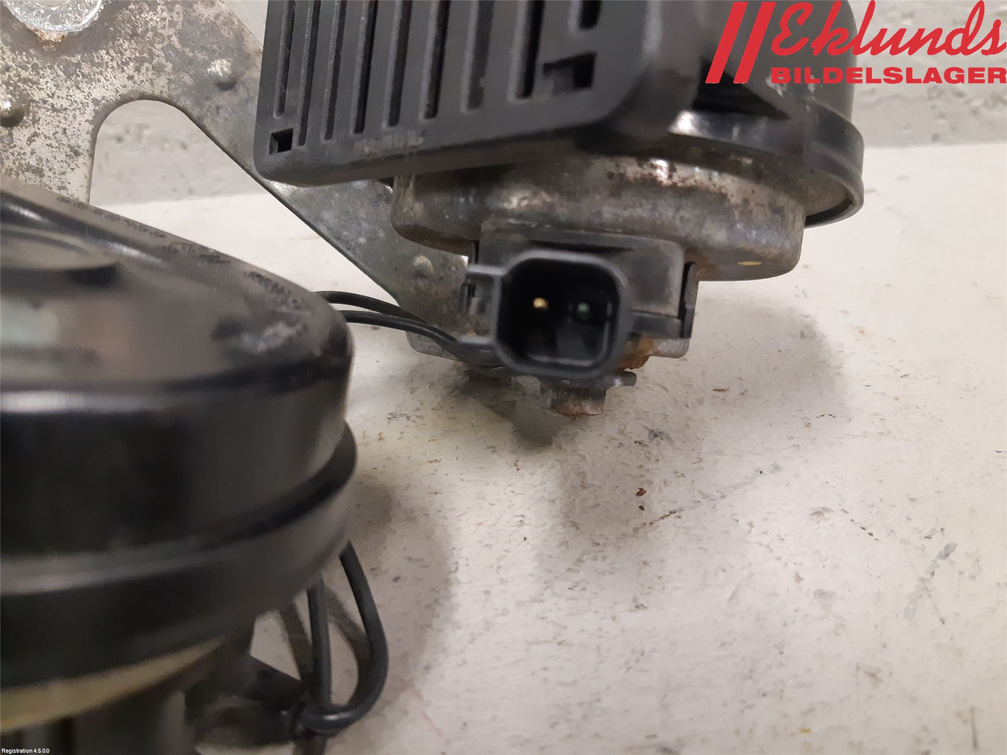 Opel ASTRA J 10-15 Signalhorn