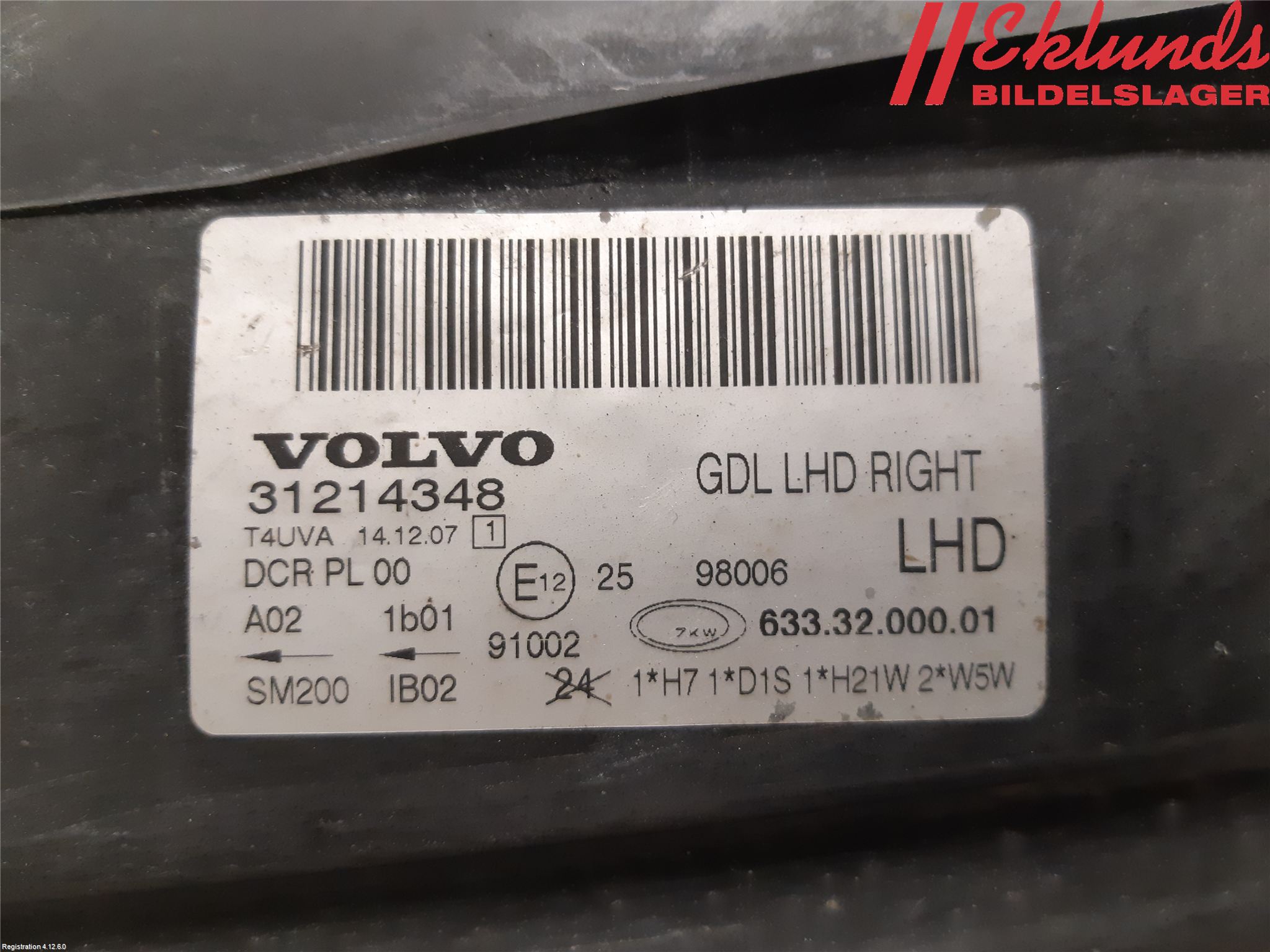 Volvo V70 08-13 Strålkastare Höger