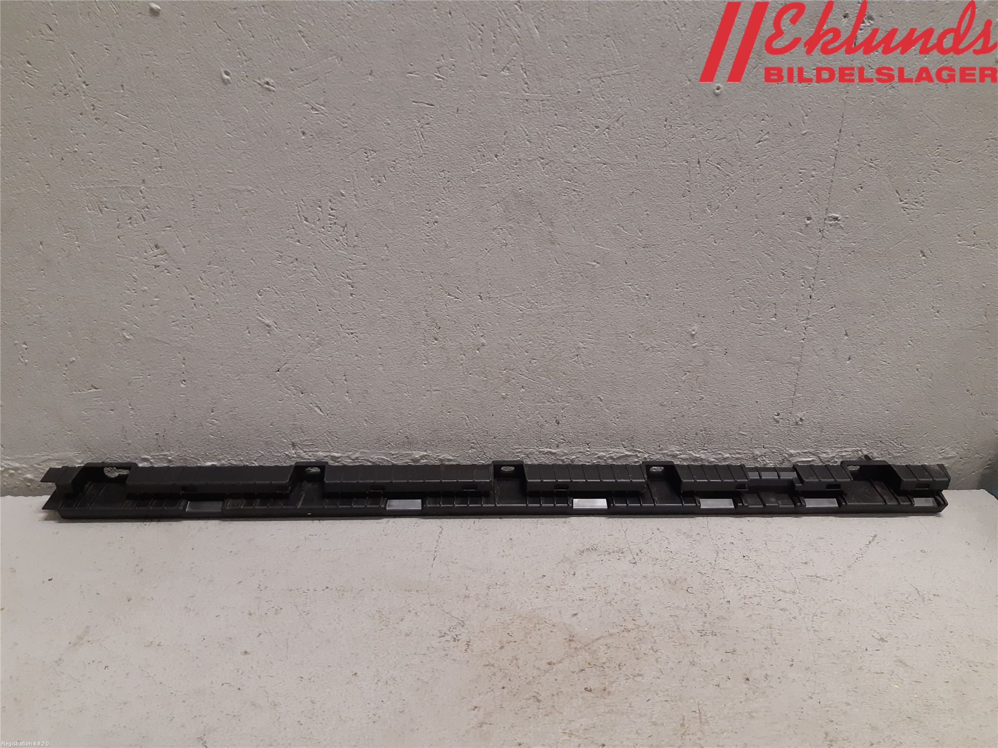 Volvo XC90/RECHARGE 16- Sidokjol Vä