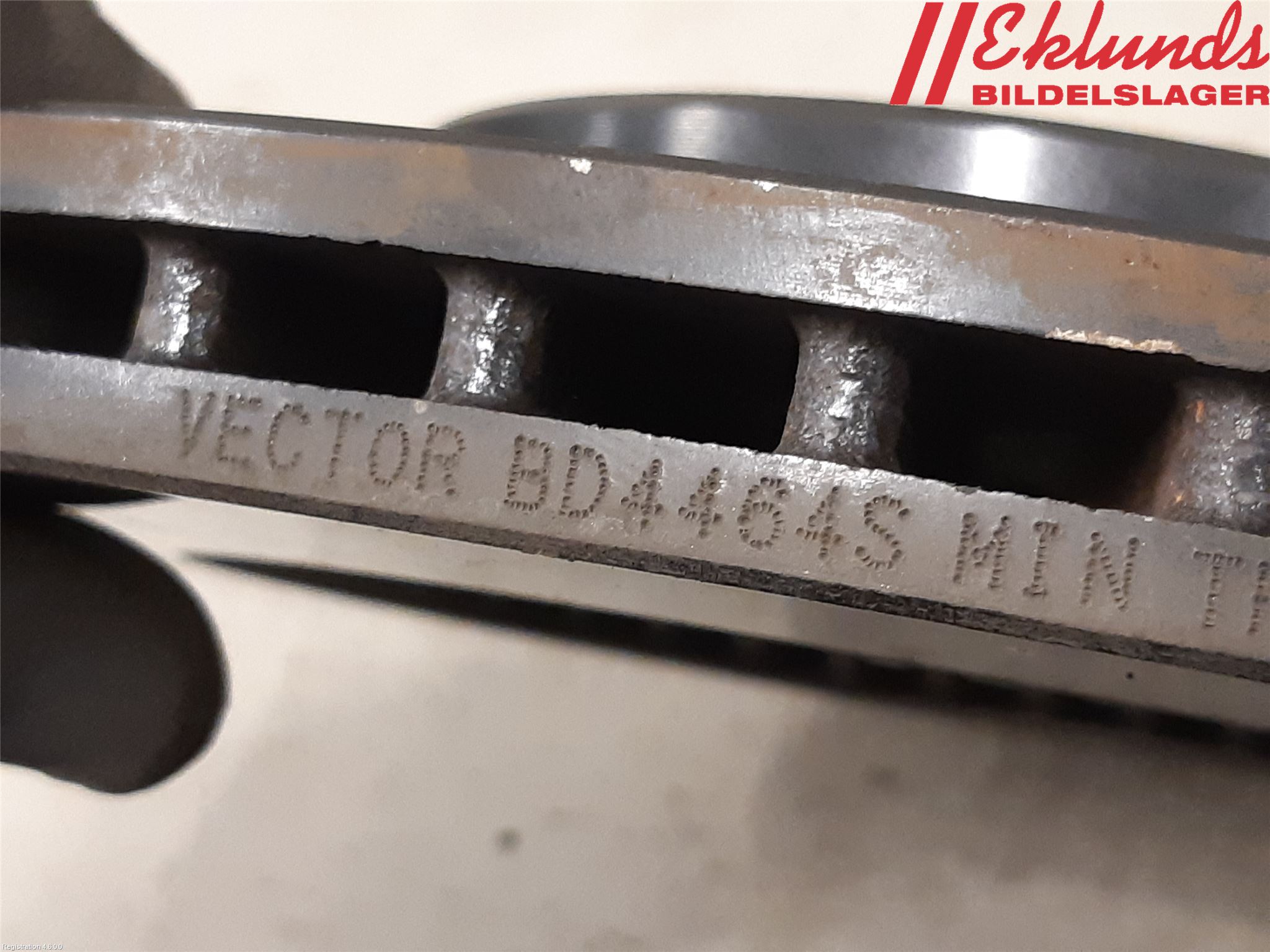 Volkswagen VW PASSAT 05-11 Bromsskiva Fram