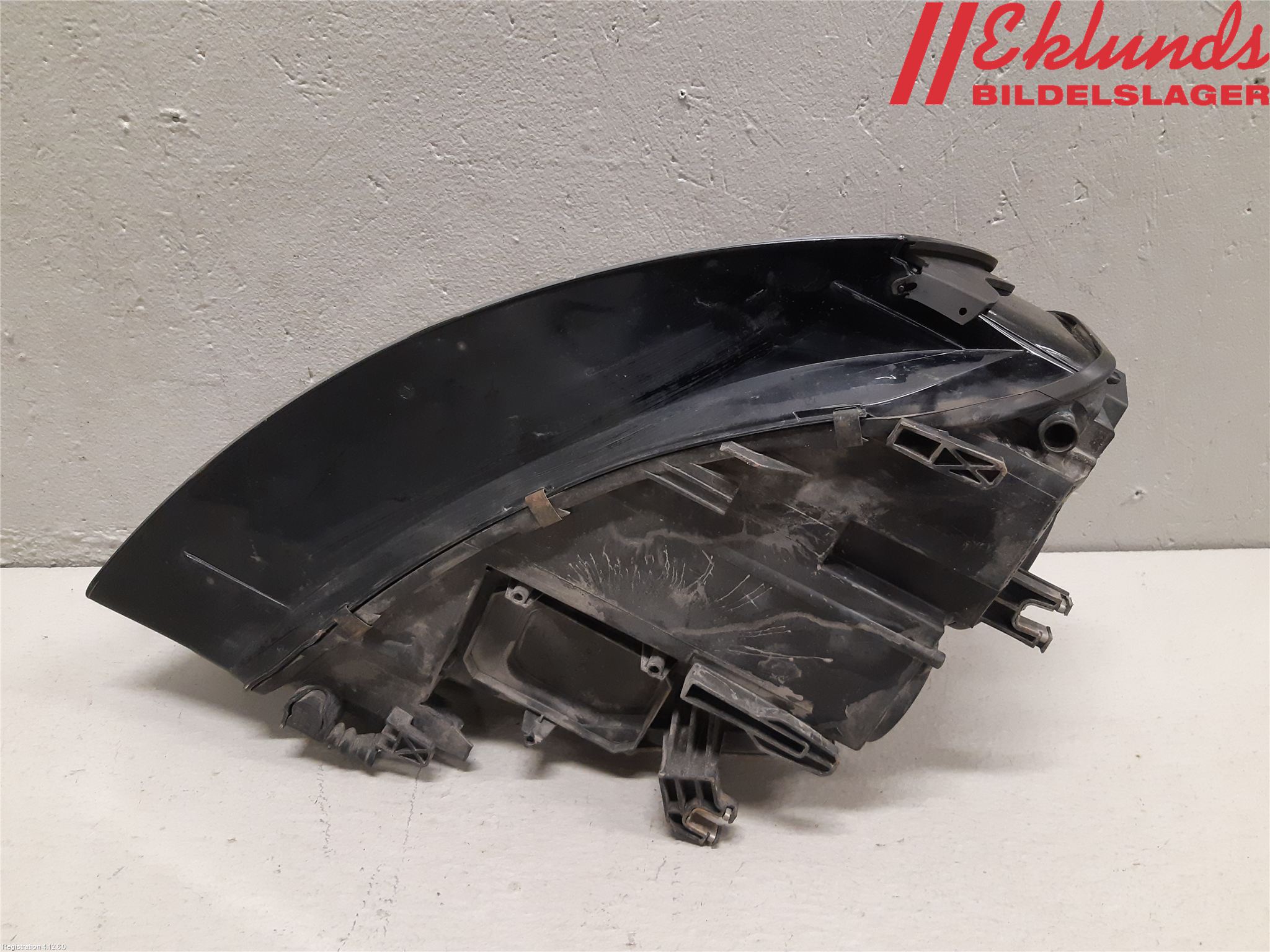 Audi A4 ALLROAD 09-16 Strålkastare Vänster