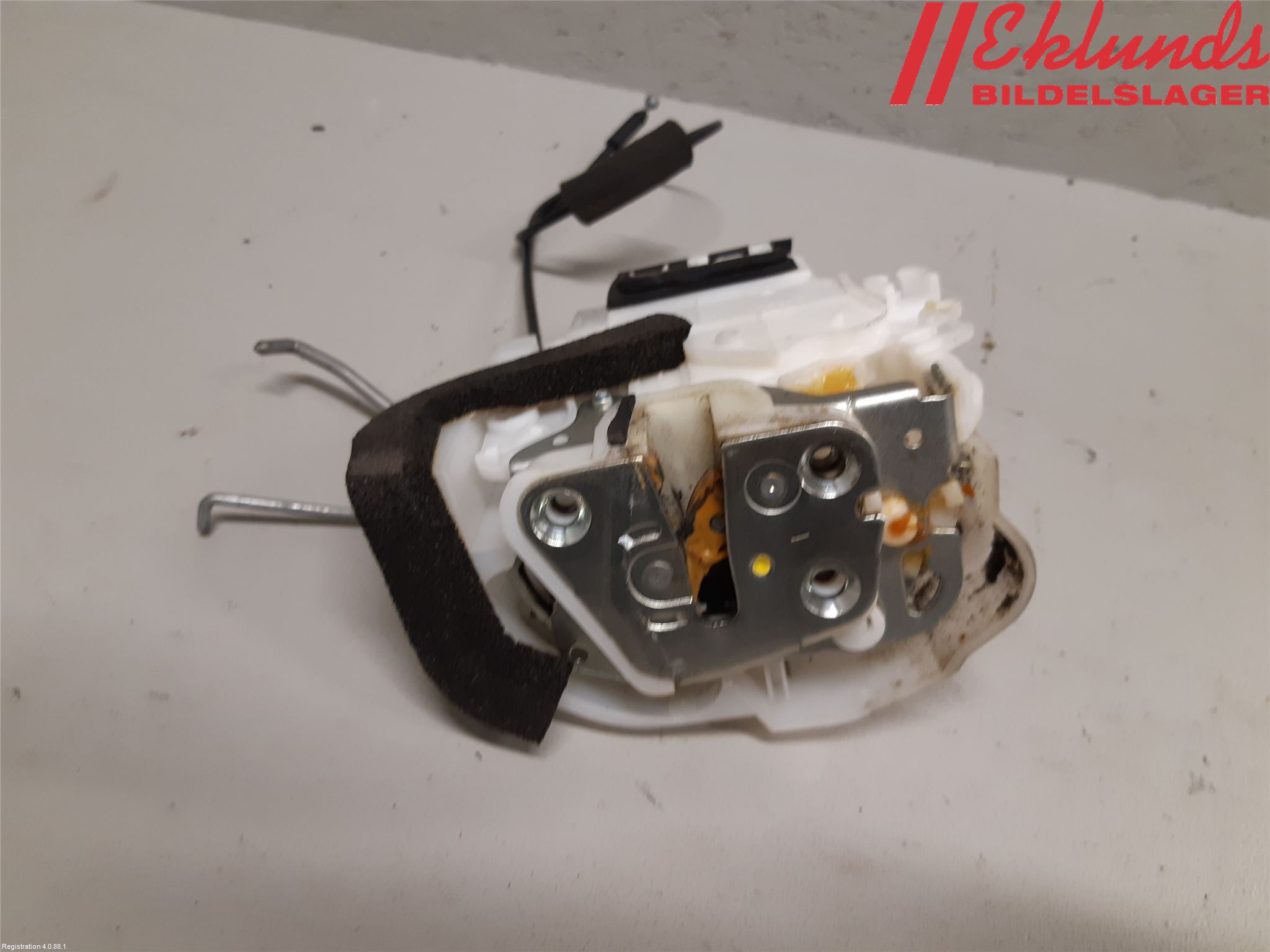 Subaru OUTBACK 10-15 Låskista-Dörrlås