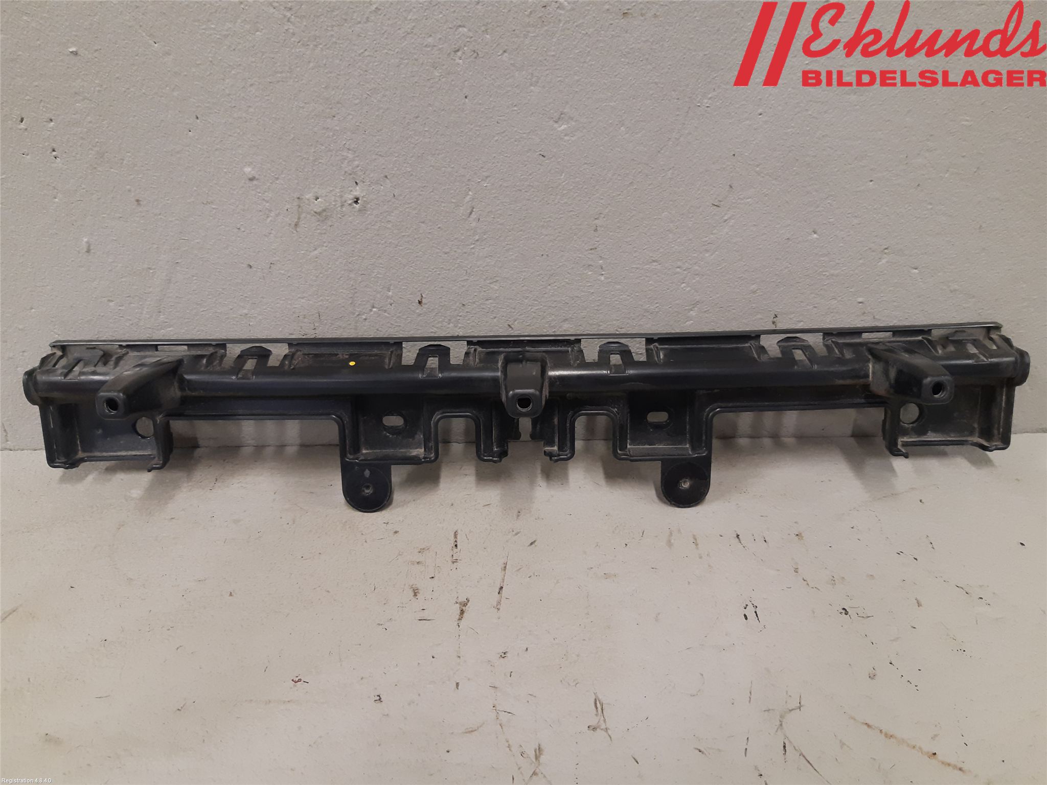 Ford MUSTANG VI 15-22 Stötfångarfäste Bak Vä