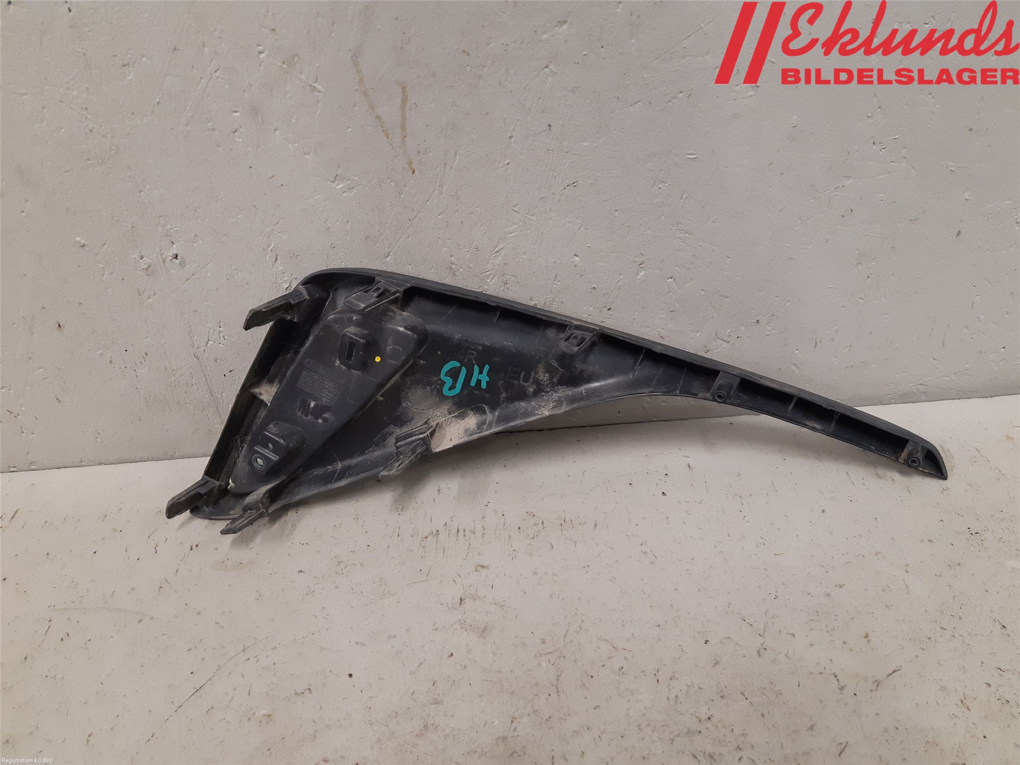 Toyota C-HR 16-23 Stöt Utfyllnad-List-Grill
