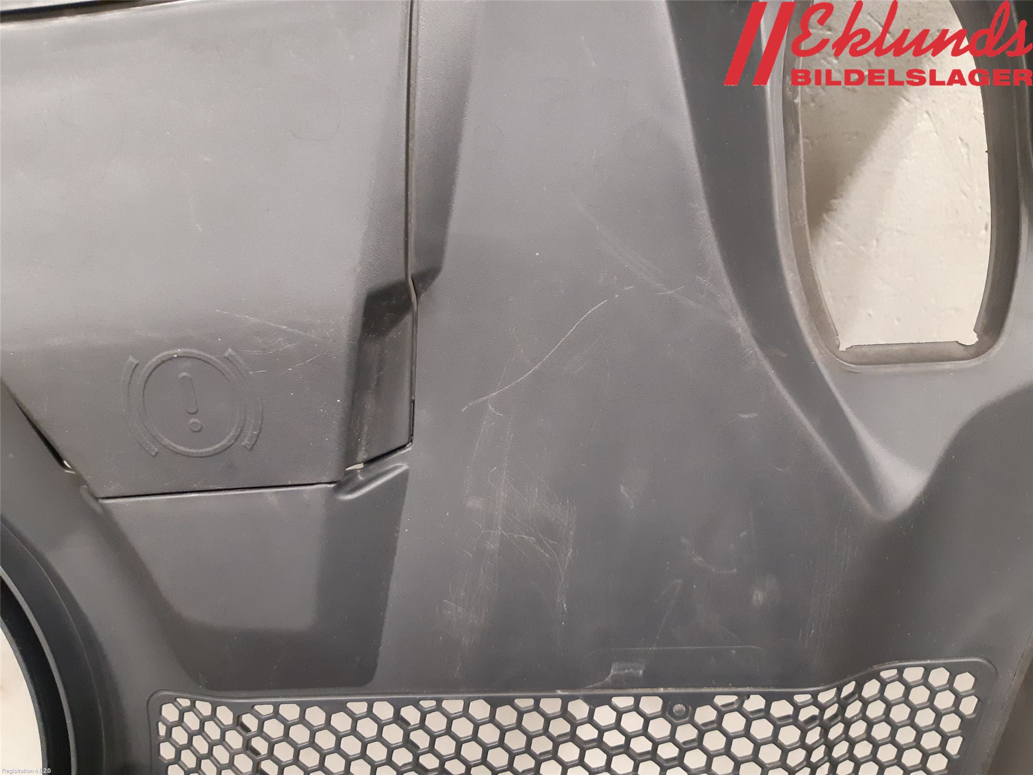 Mercedes-Benz MB C-KLASS (W205) 14-21 Torpedplåt-Torpedplast