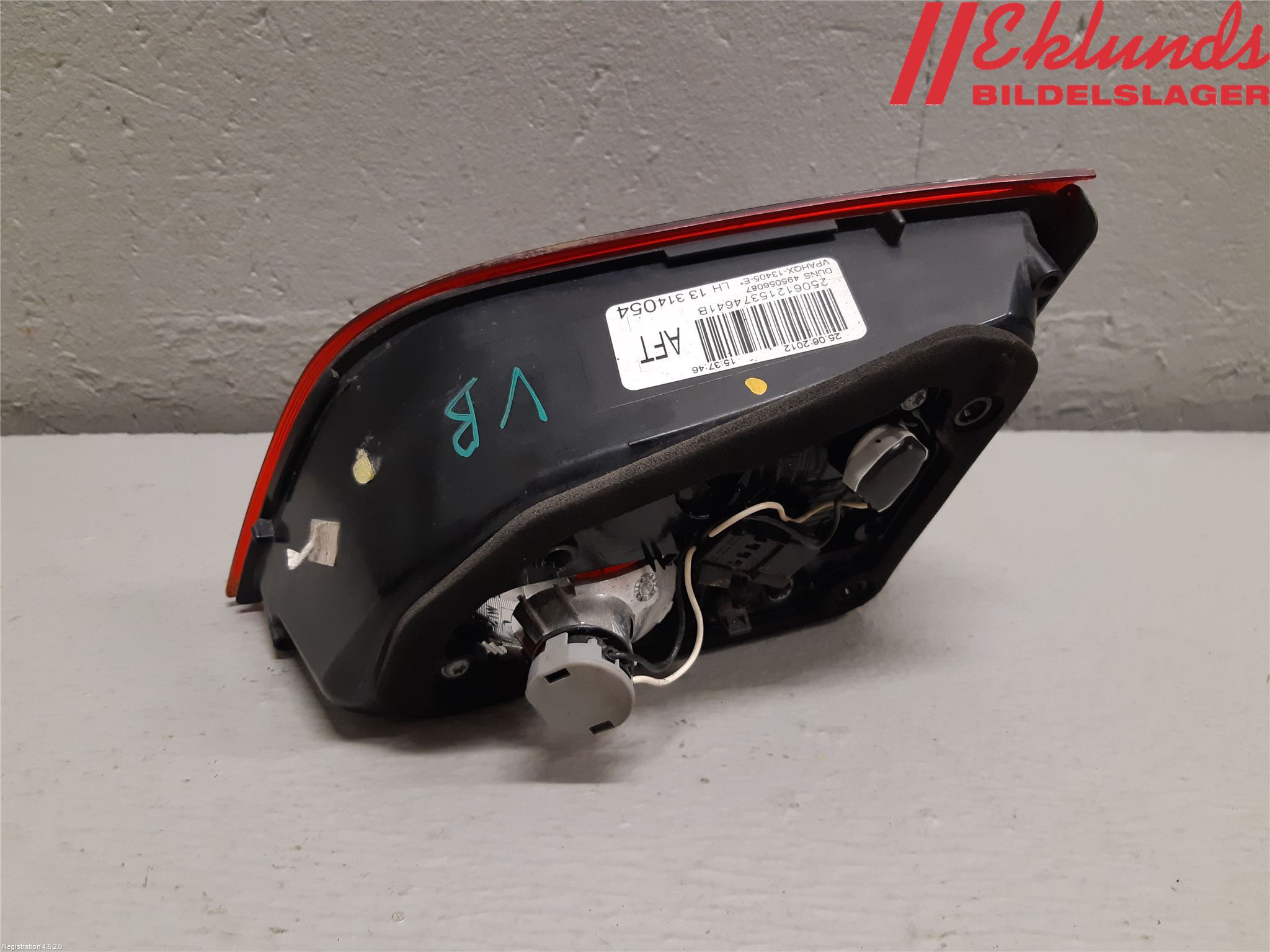 Opel ASTRA J 10-15 Bakljus Lucka Vä