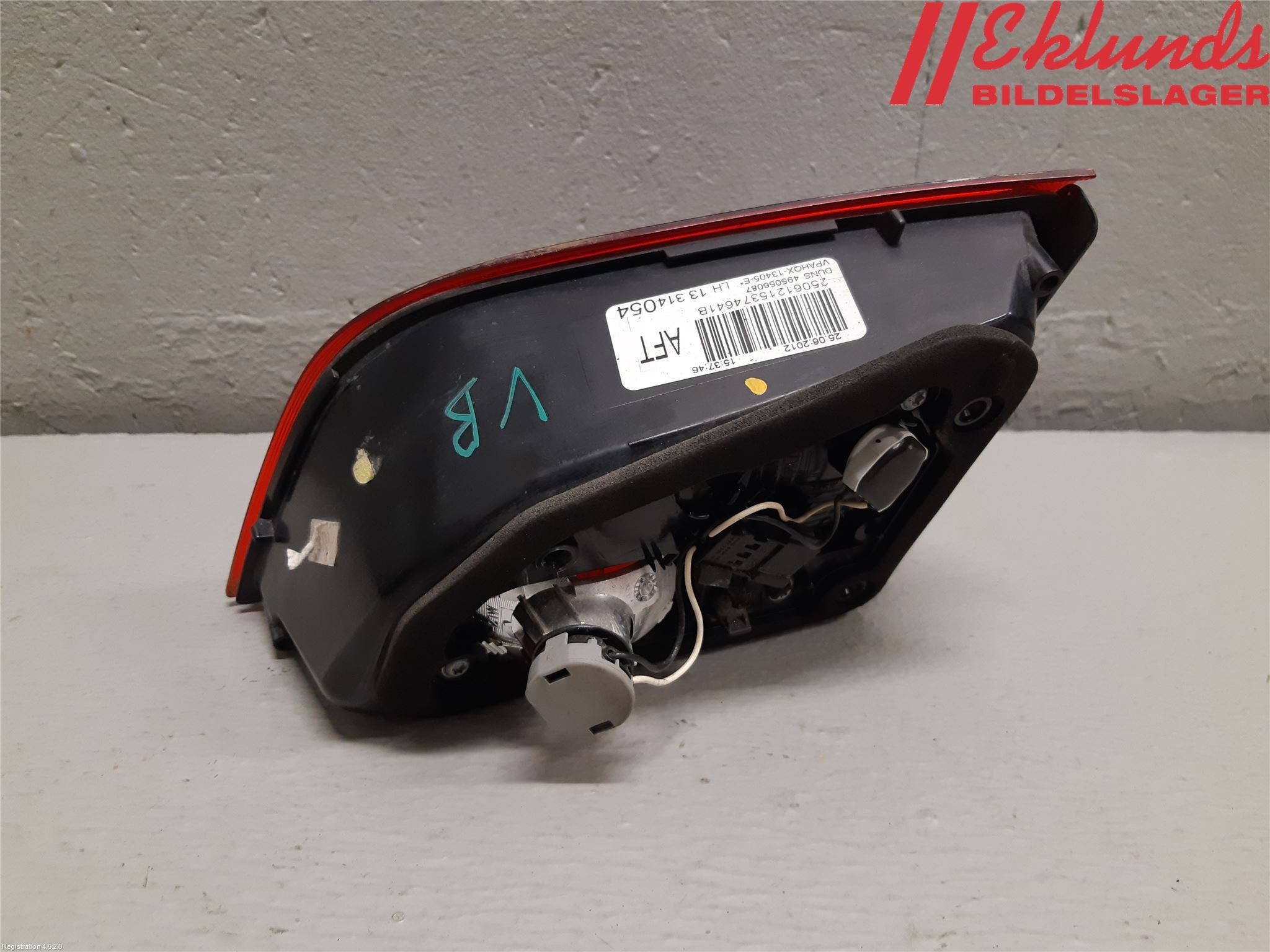 Opel ASTRA J 10-15 Bakljus Lucka Vä