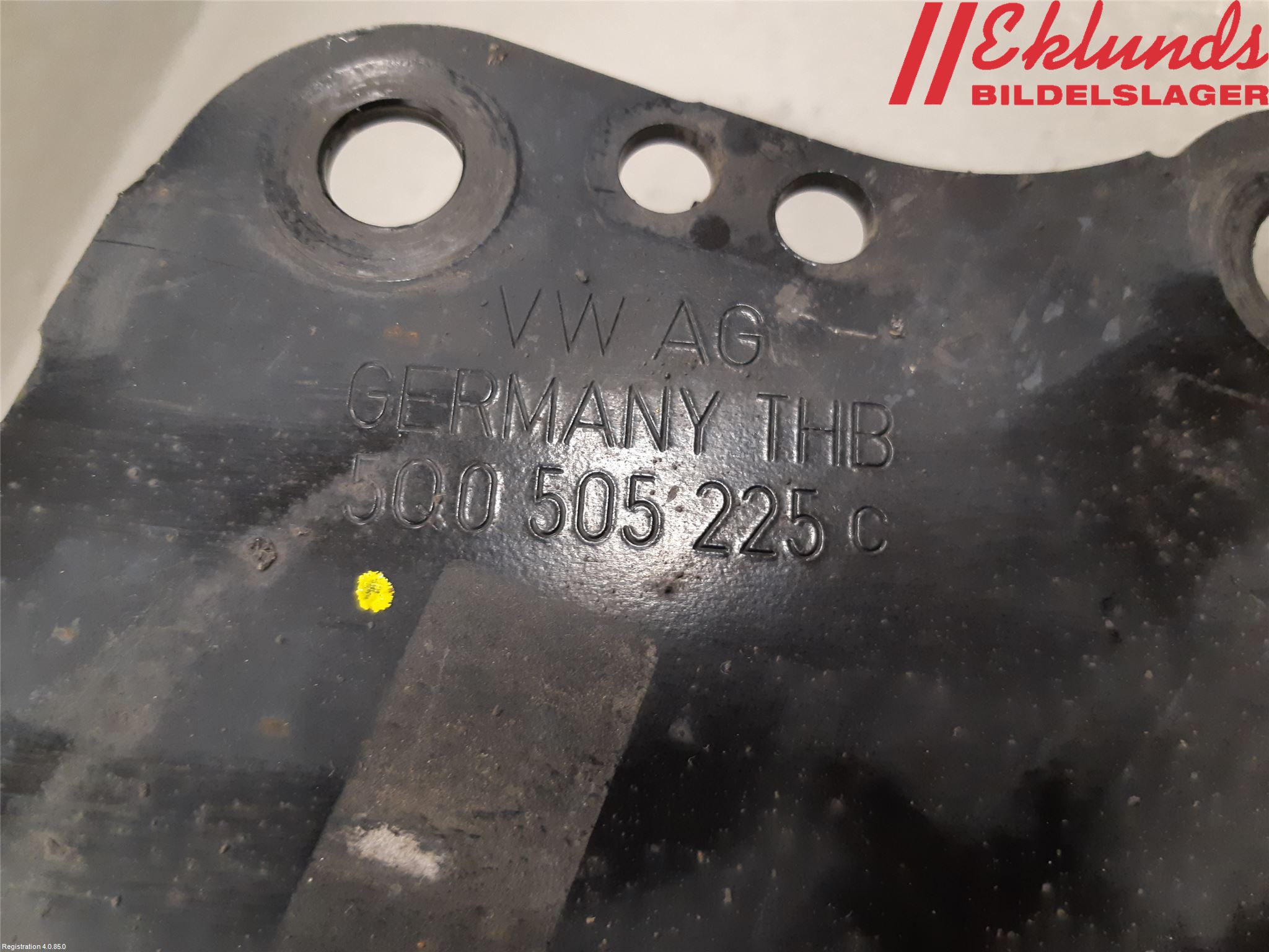 Volkswagen VW PASSAT 15-19 Bärarm Bak Vänster