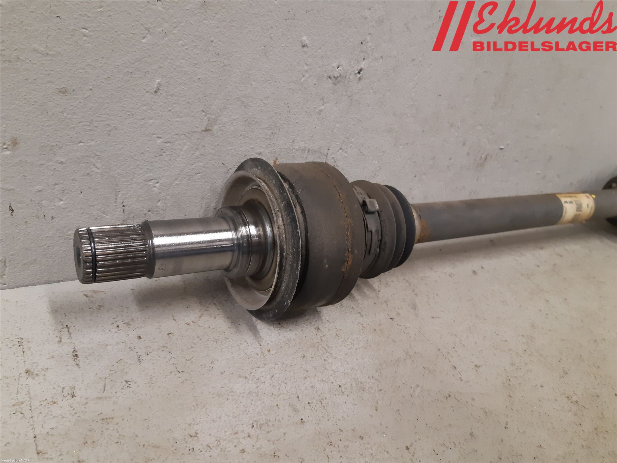 Mercedes-Benz MB C-KLASS (W205) 14-21 Drivaxel Bak Höger